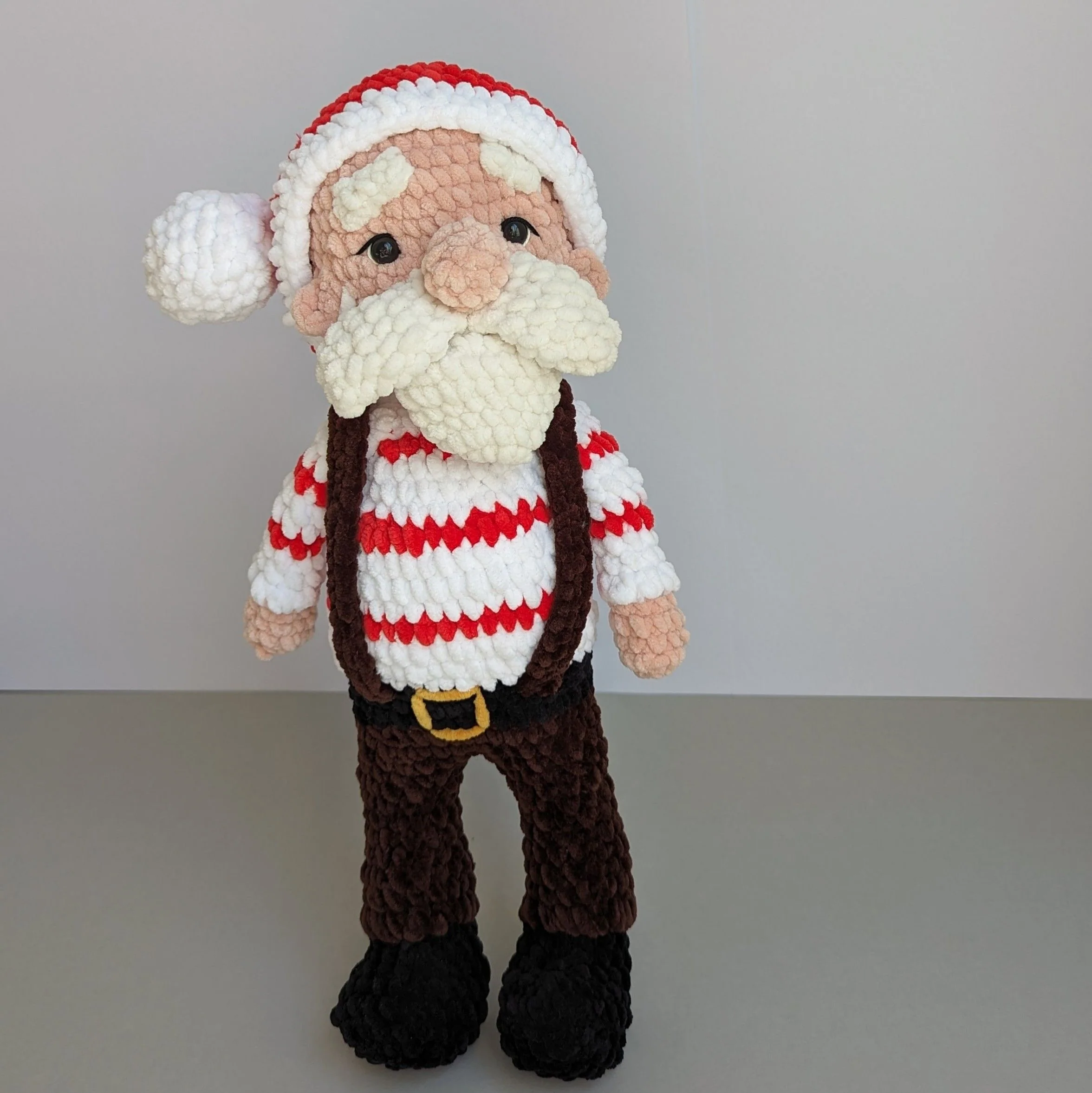 5906-cuddly-santa-1.webp