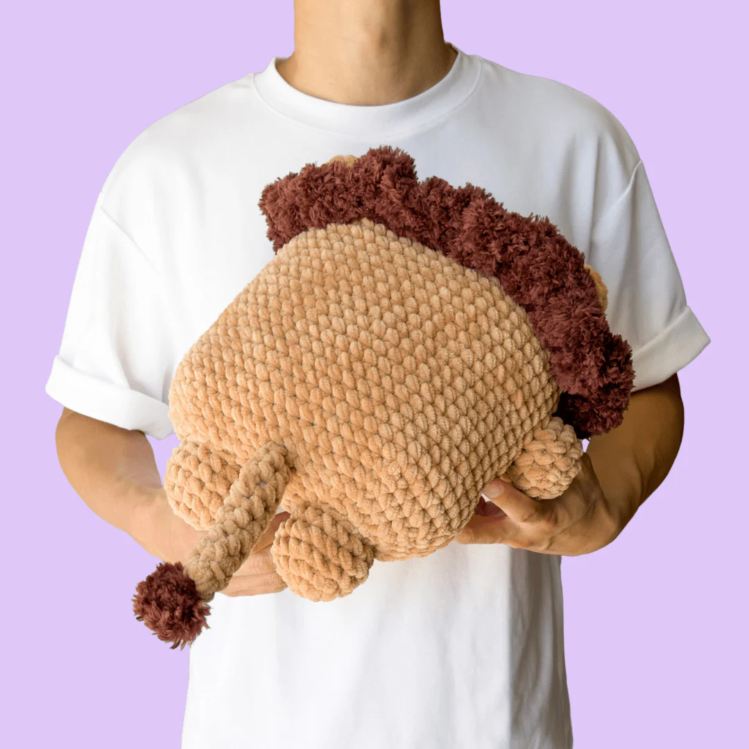 5910-giant-lion-1.webp