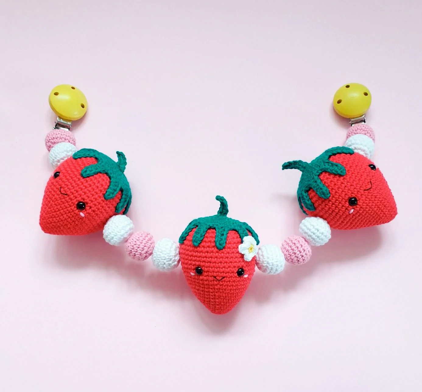 Kawaii Strawberry - Pram Chain