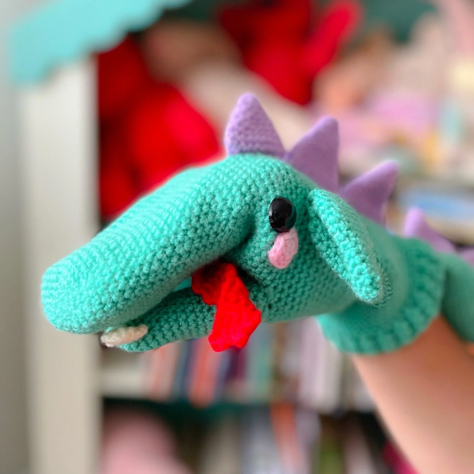 6015-shiny-sock-puppets-1.webp