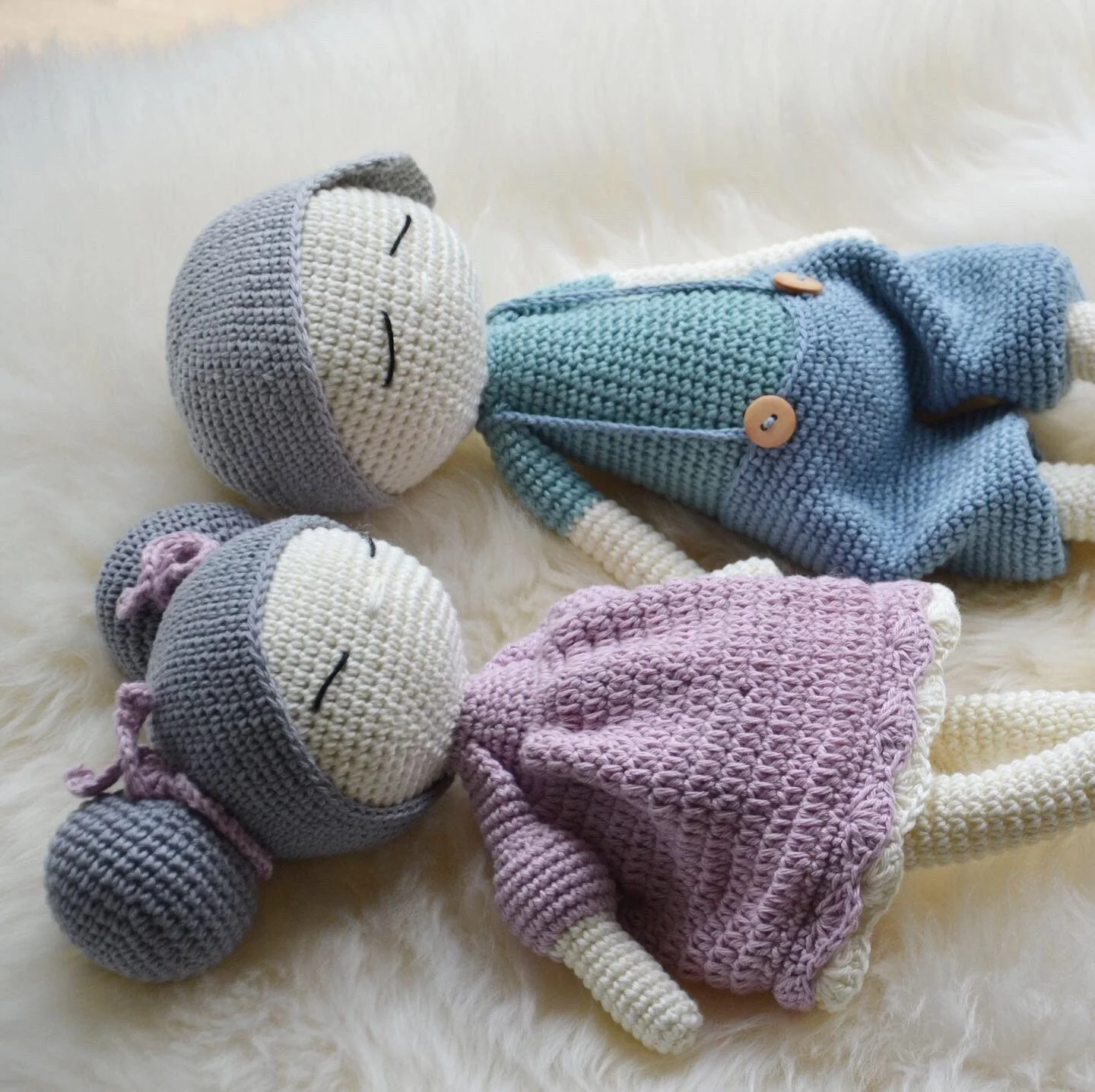 6052-ingrid-doll-1.webp