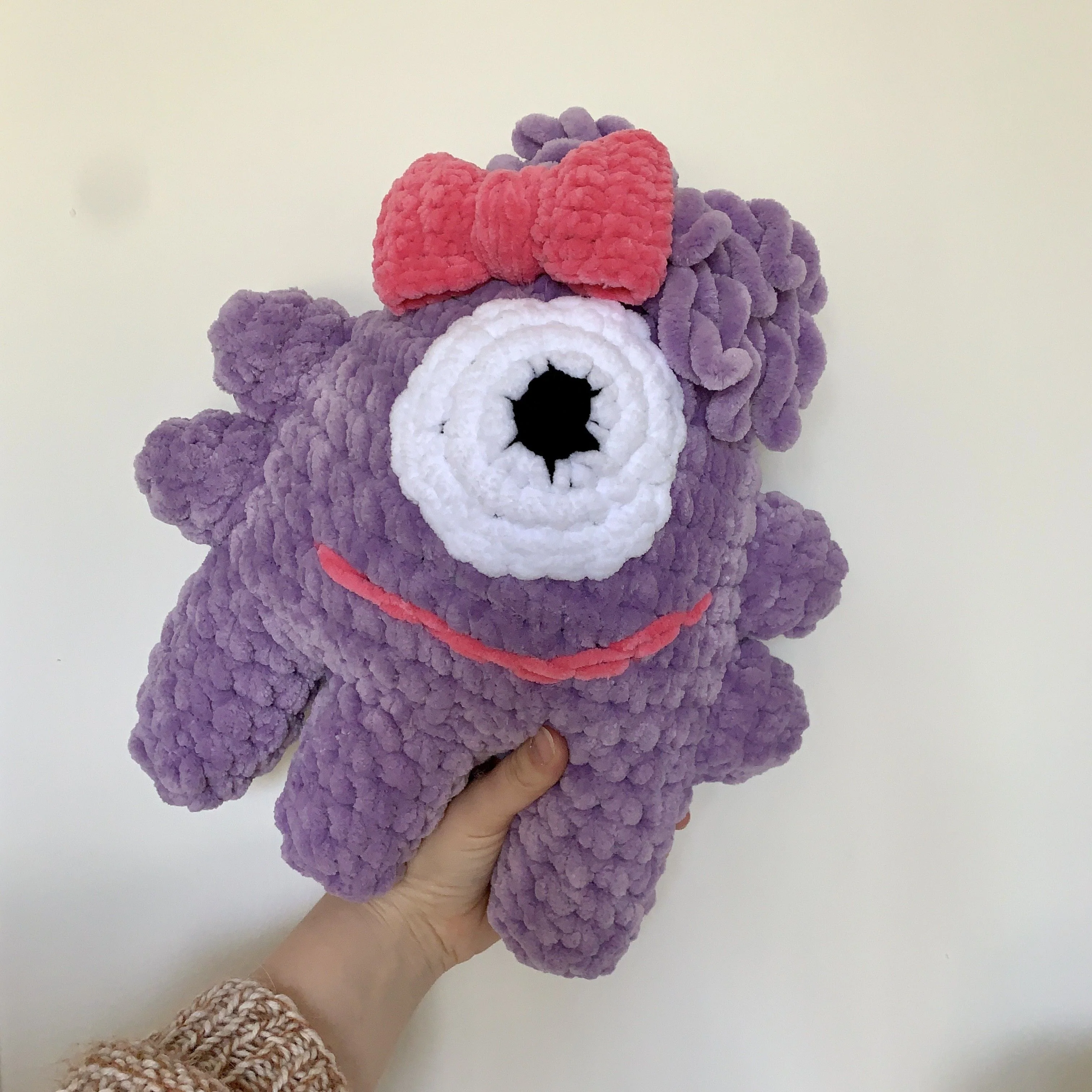 6109-bella-the-monster-1.webp