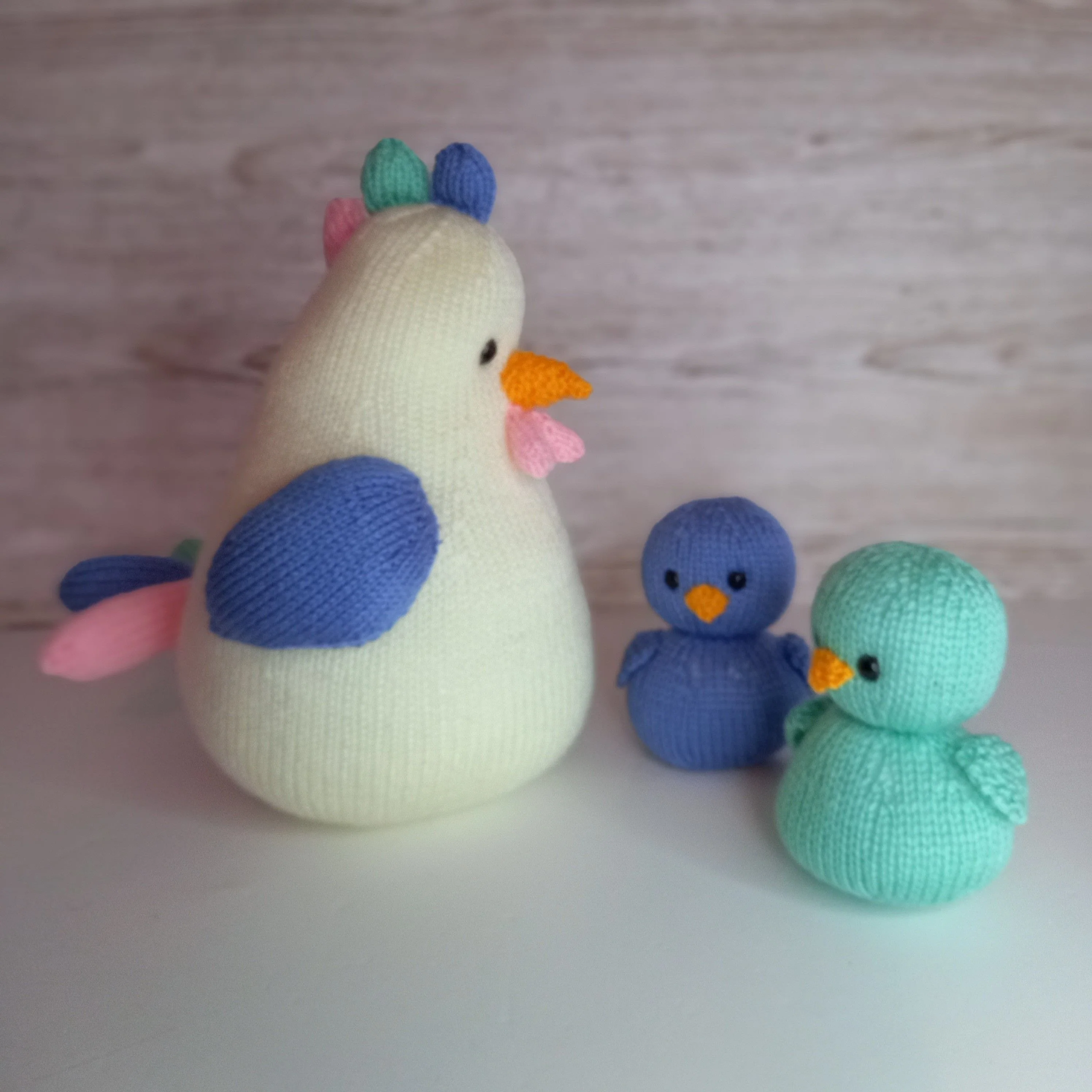 Mama Chicken - Soft toys