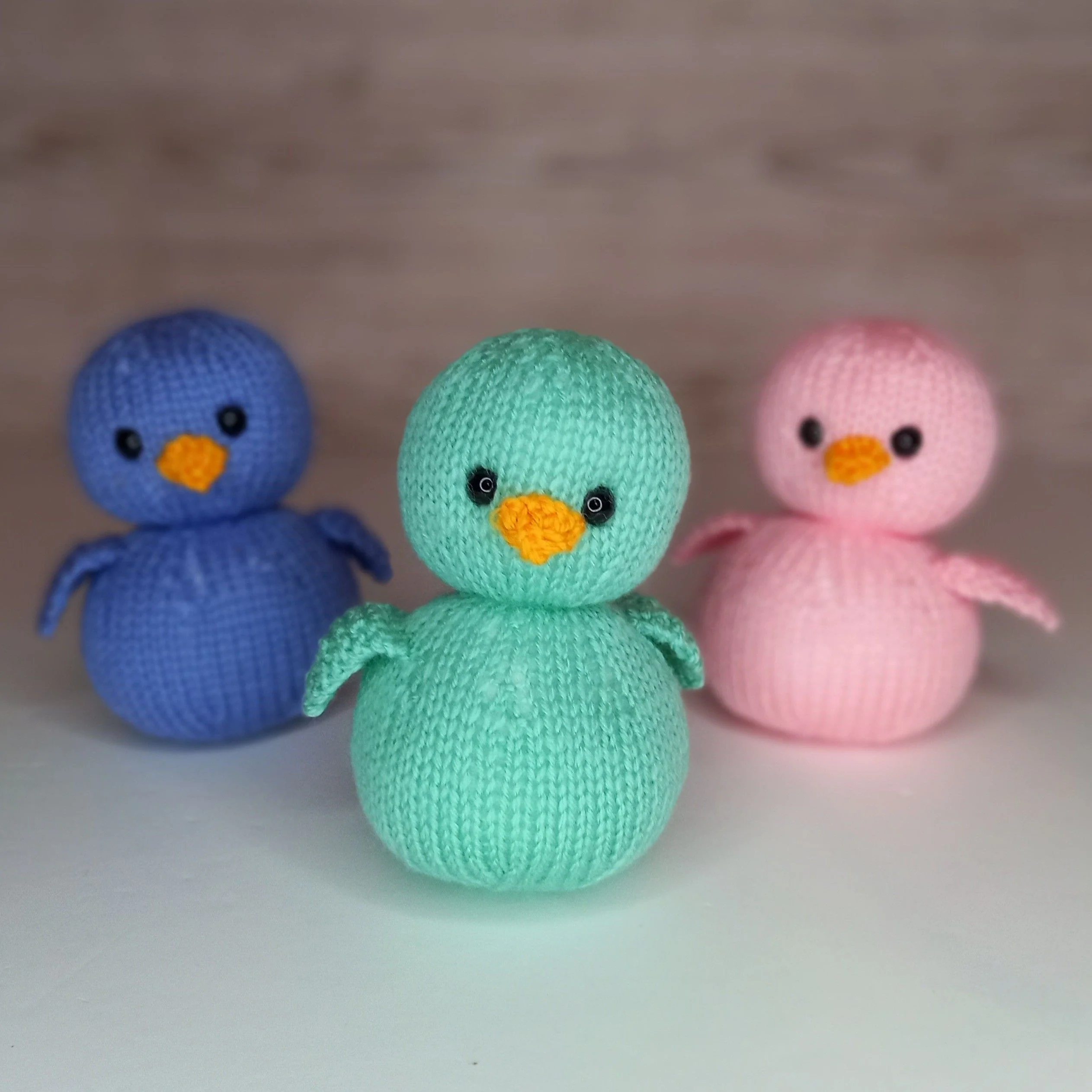 6120-mama-chicken-soft-toys-1.webp