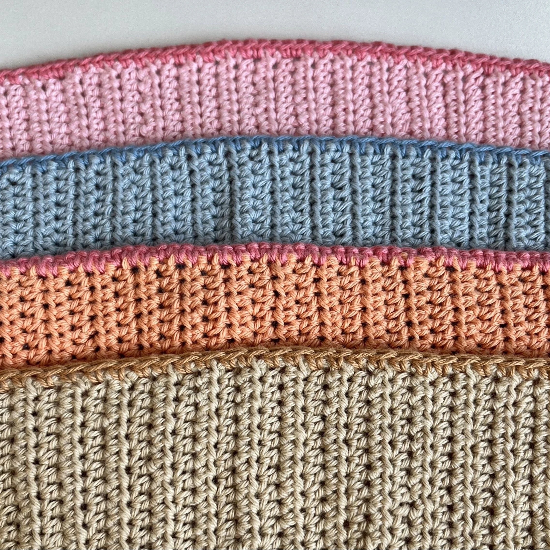 Croissant - Scarf