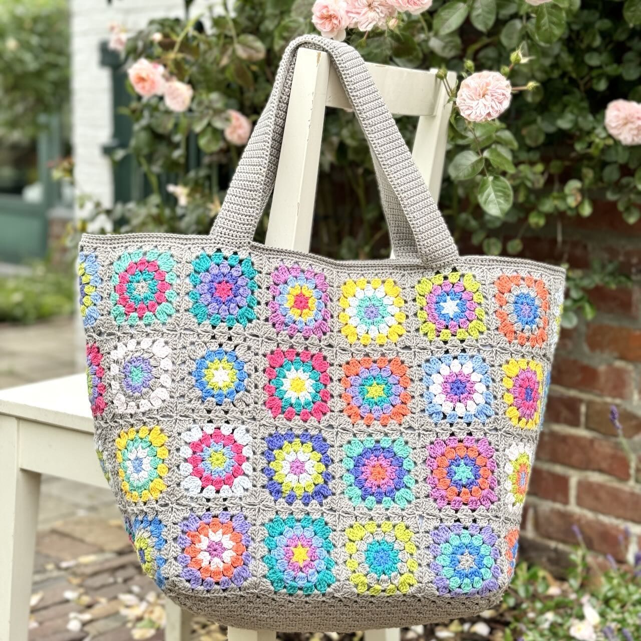 618-flower-square-bag-1.webp