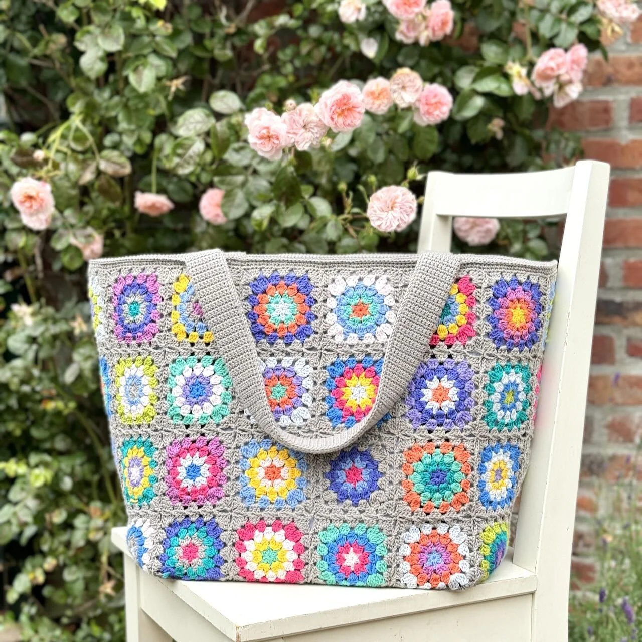 618-flower-square-bag-1.webp