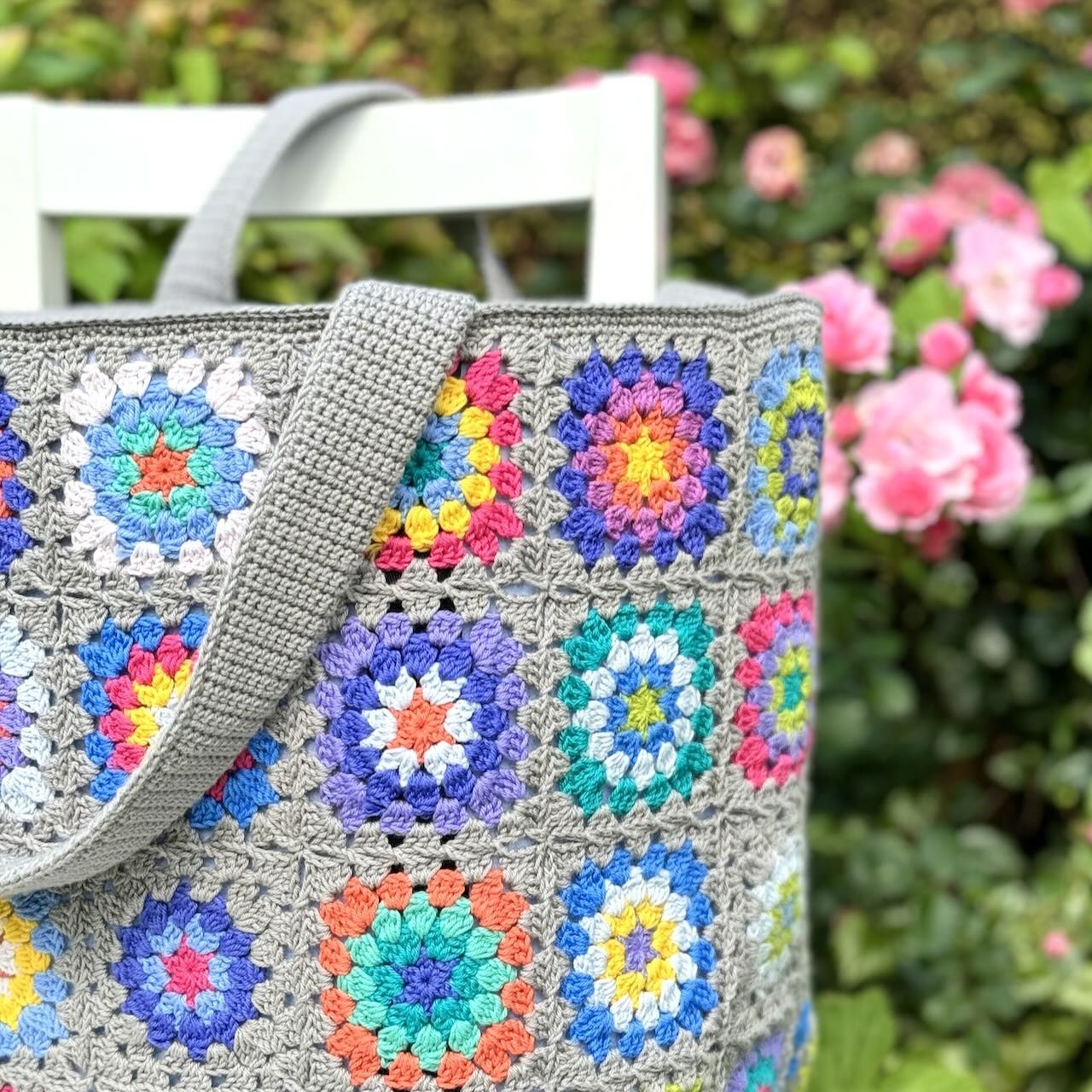 618-flower-square-bag-1.webp