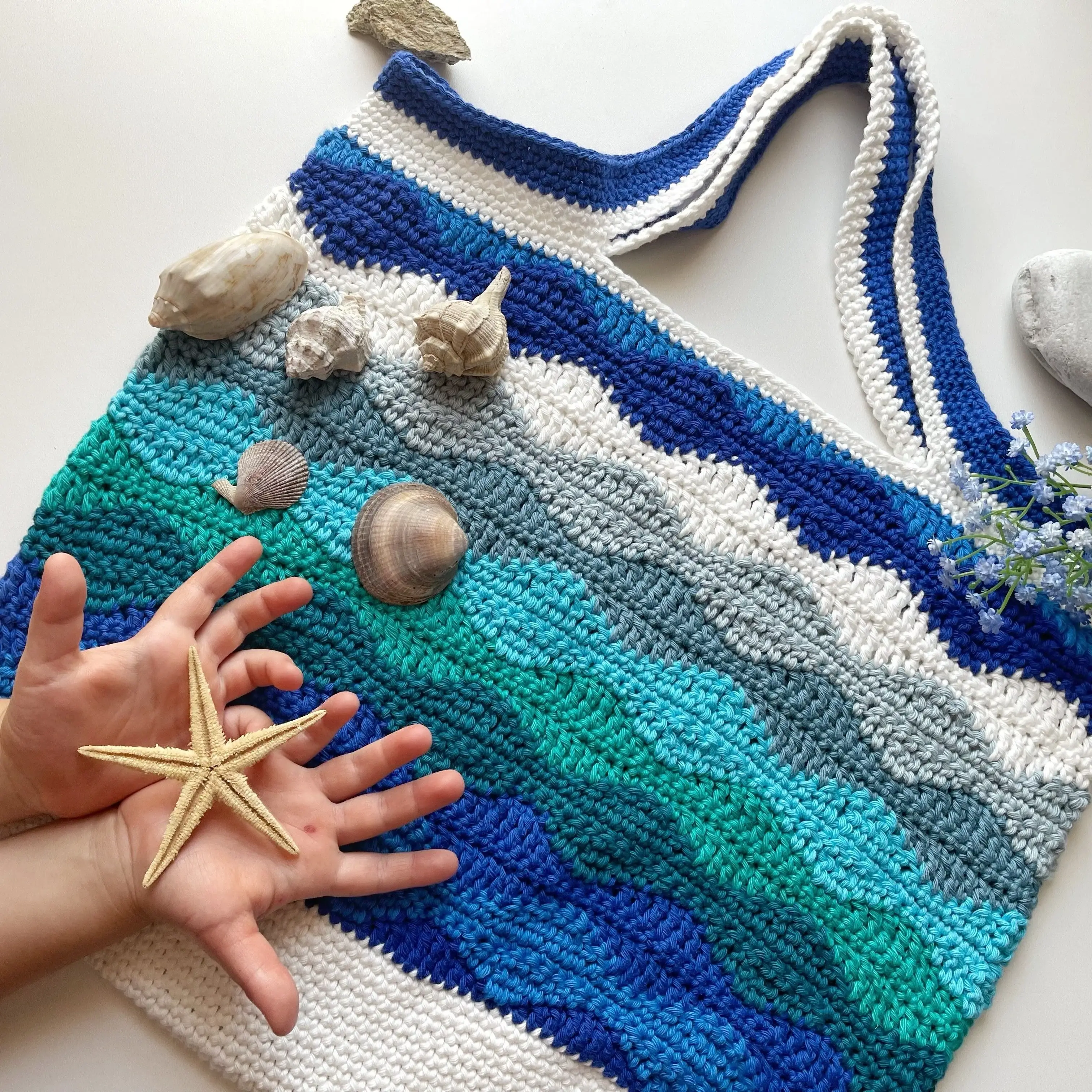626-waves-of-nature-tote-bag-1.webp