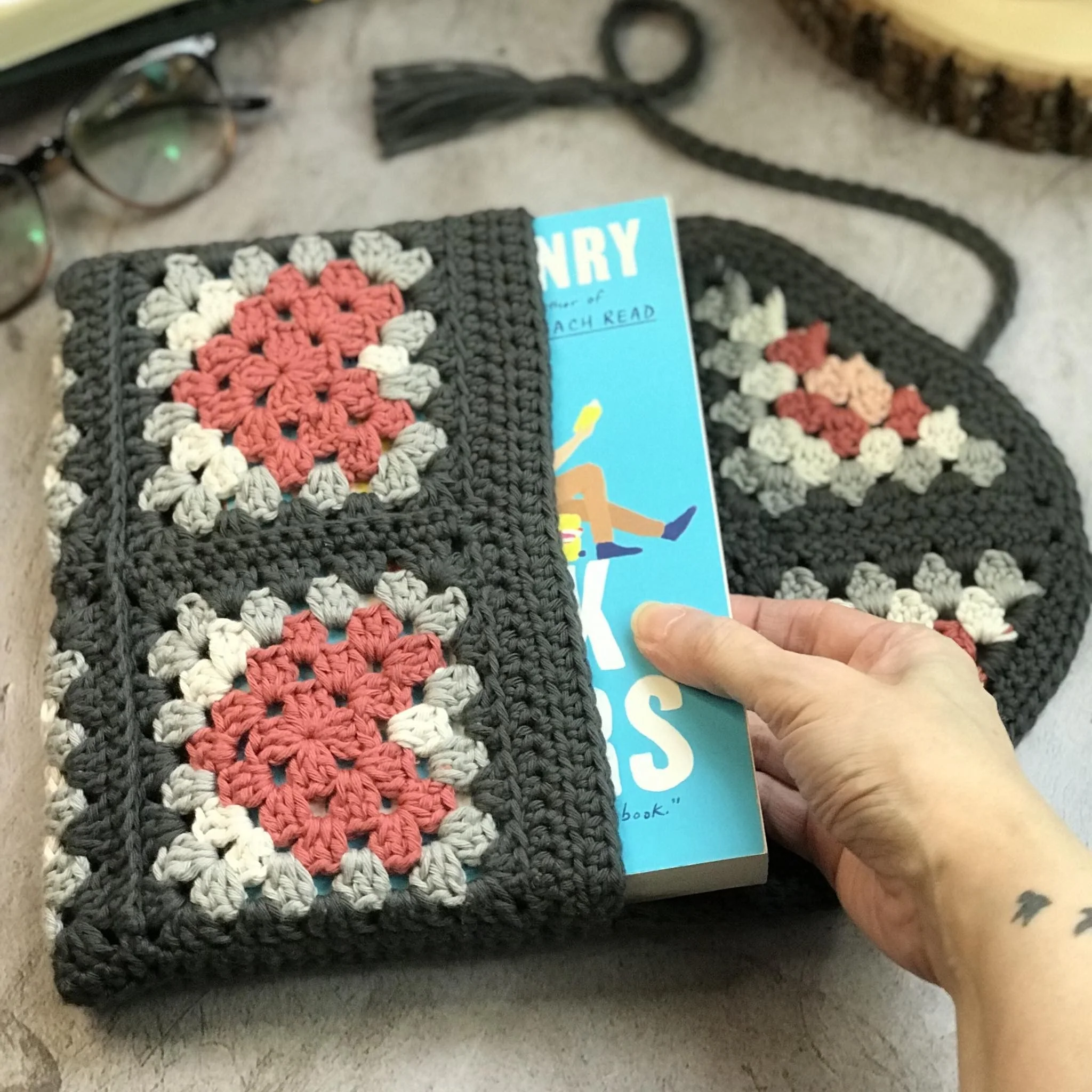 627-stevie-book-cozy-1.webp