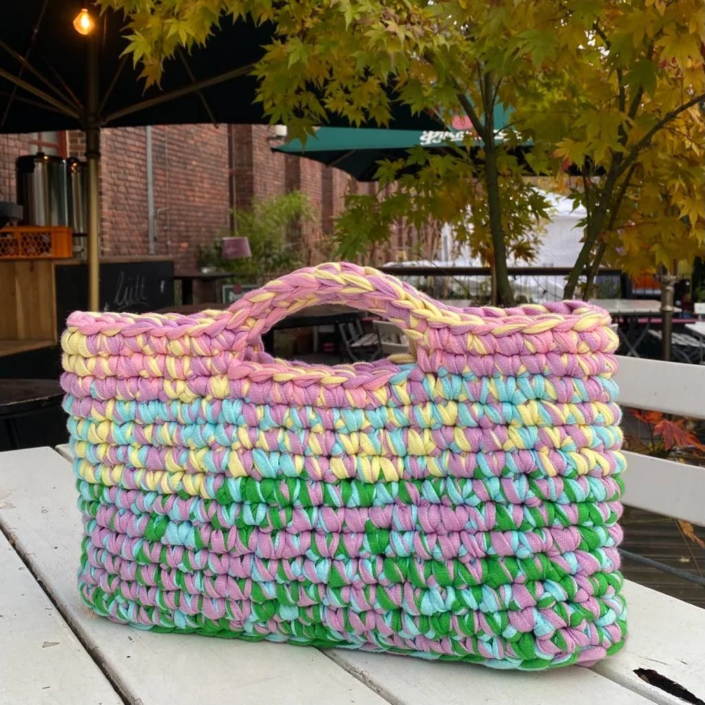 628-crochet-shopper-bag-1.jpg