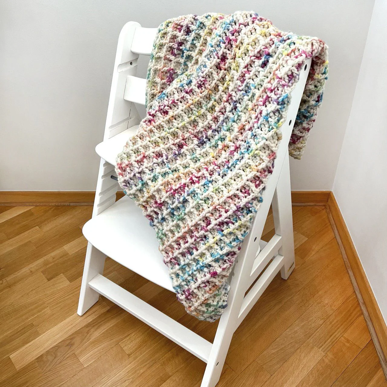 6323-iris-baby-blanket-1.webp