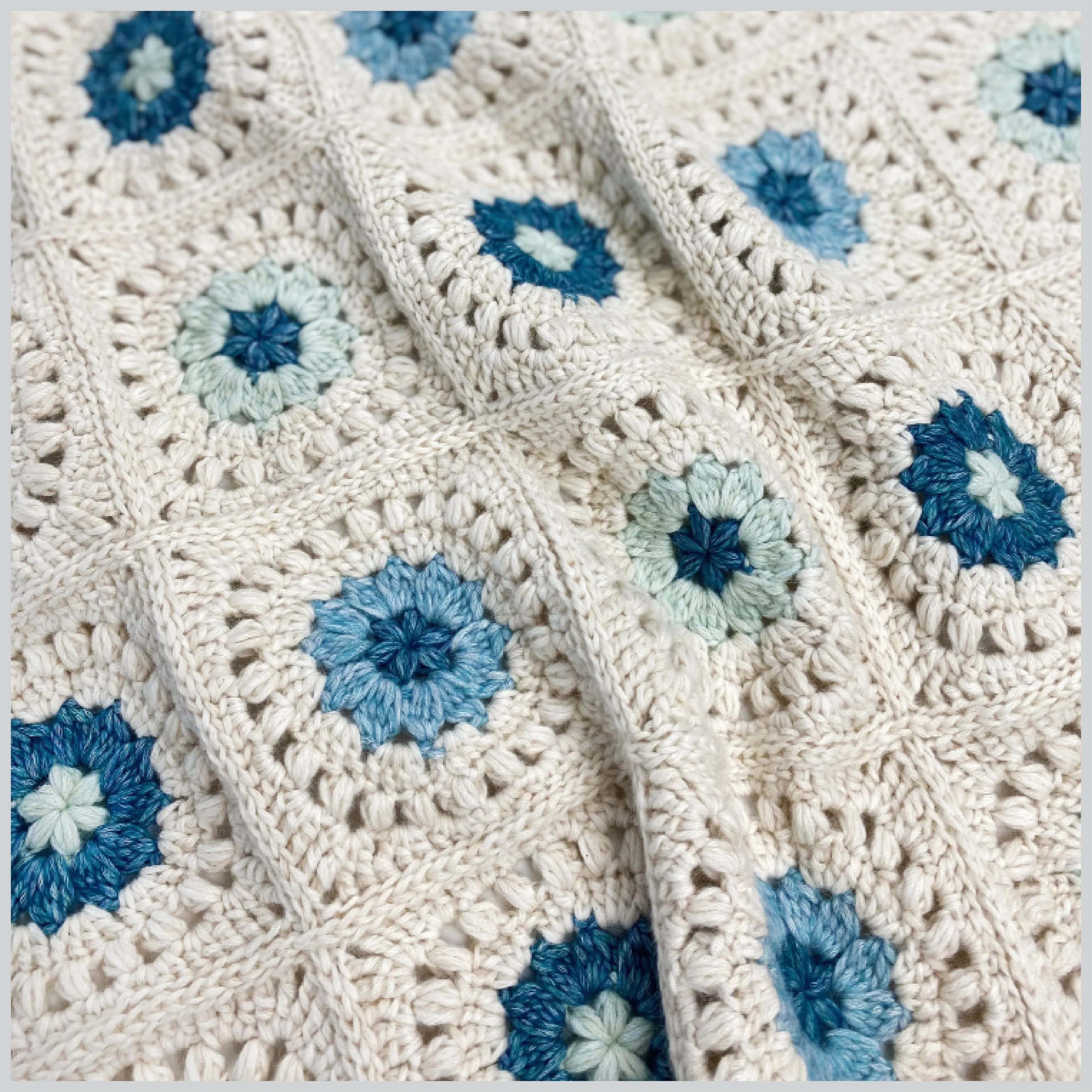 6330-blossom-throw-blanket-1.webp