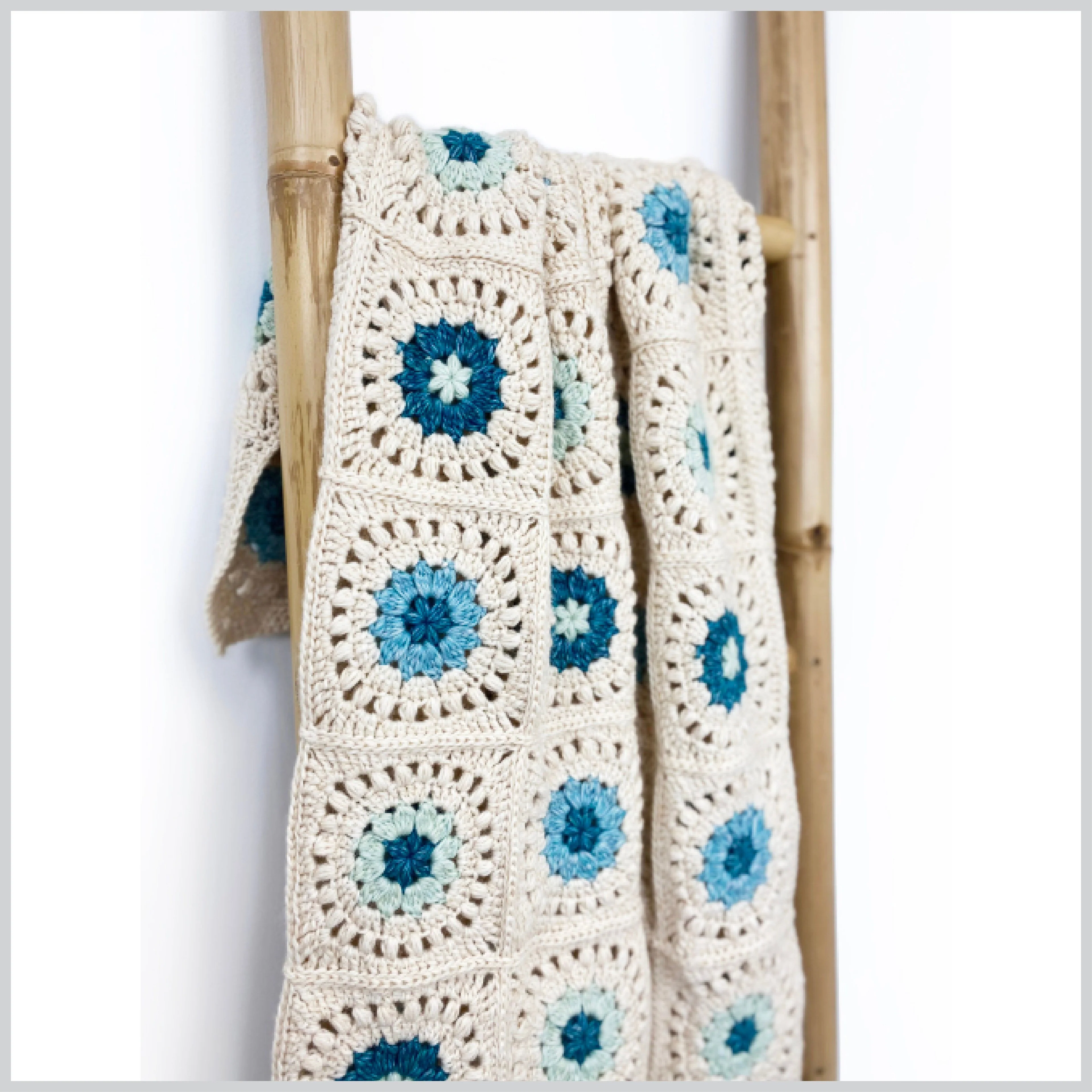 6330-blossom-throw-blanket-1.webp