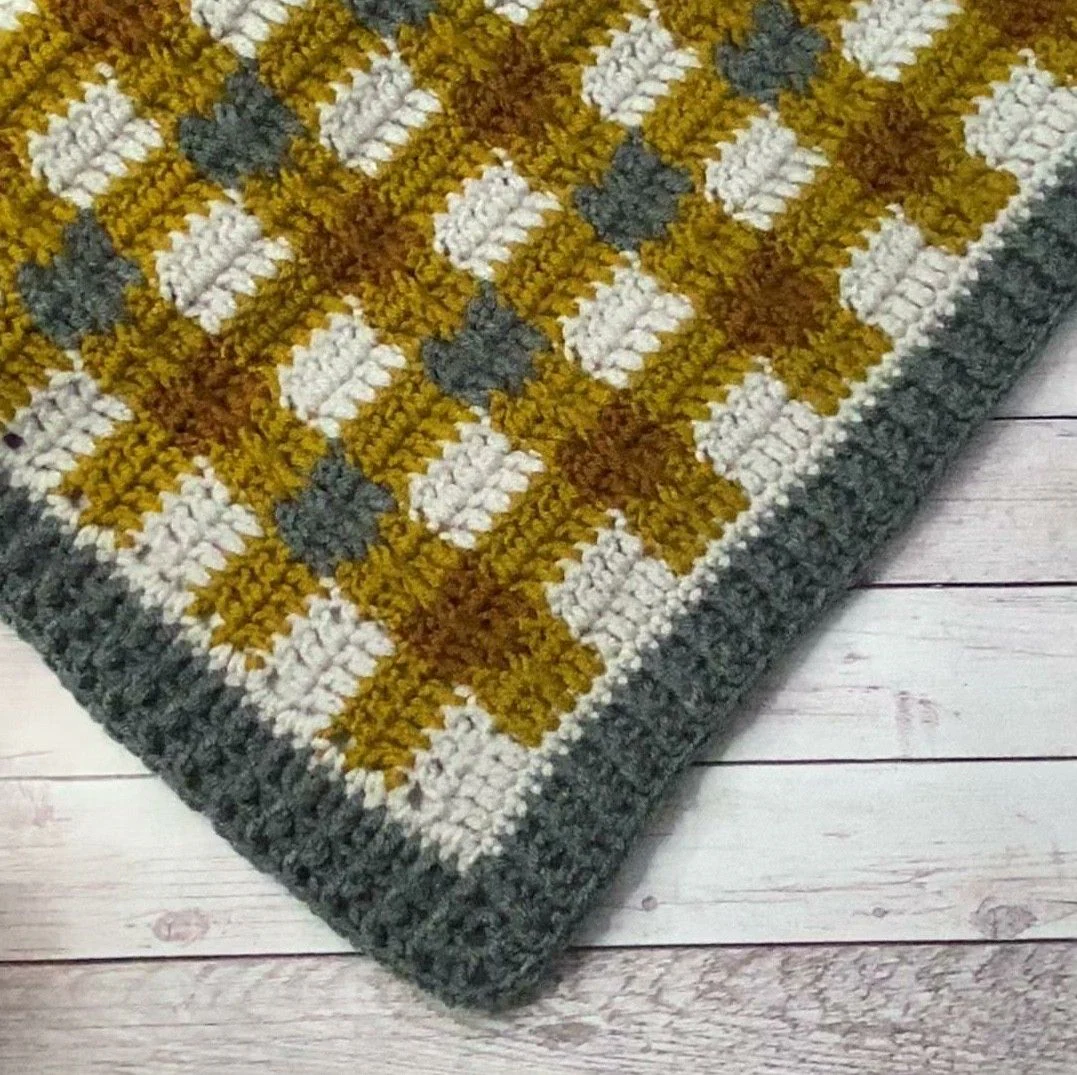 6367-cozy-plaid-blanket-1.webp