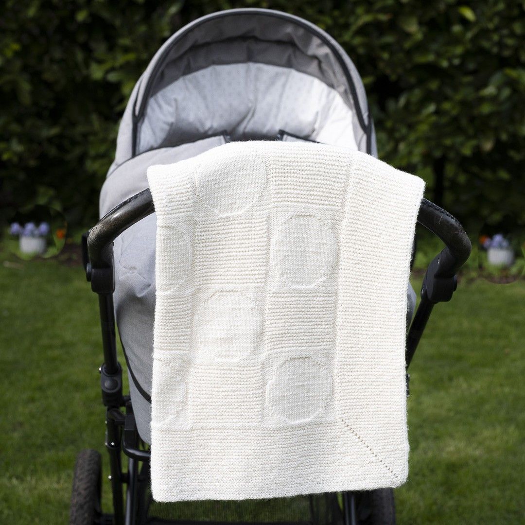 Dots - Baby blanket