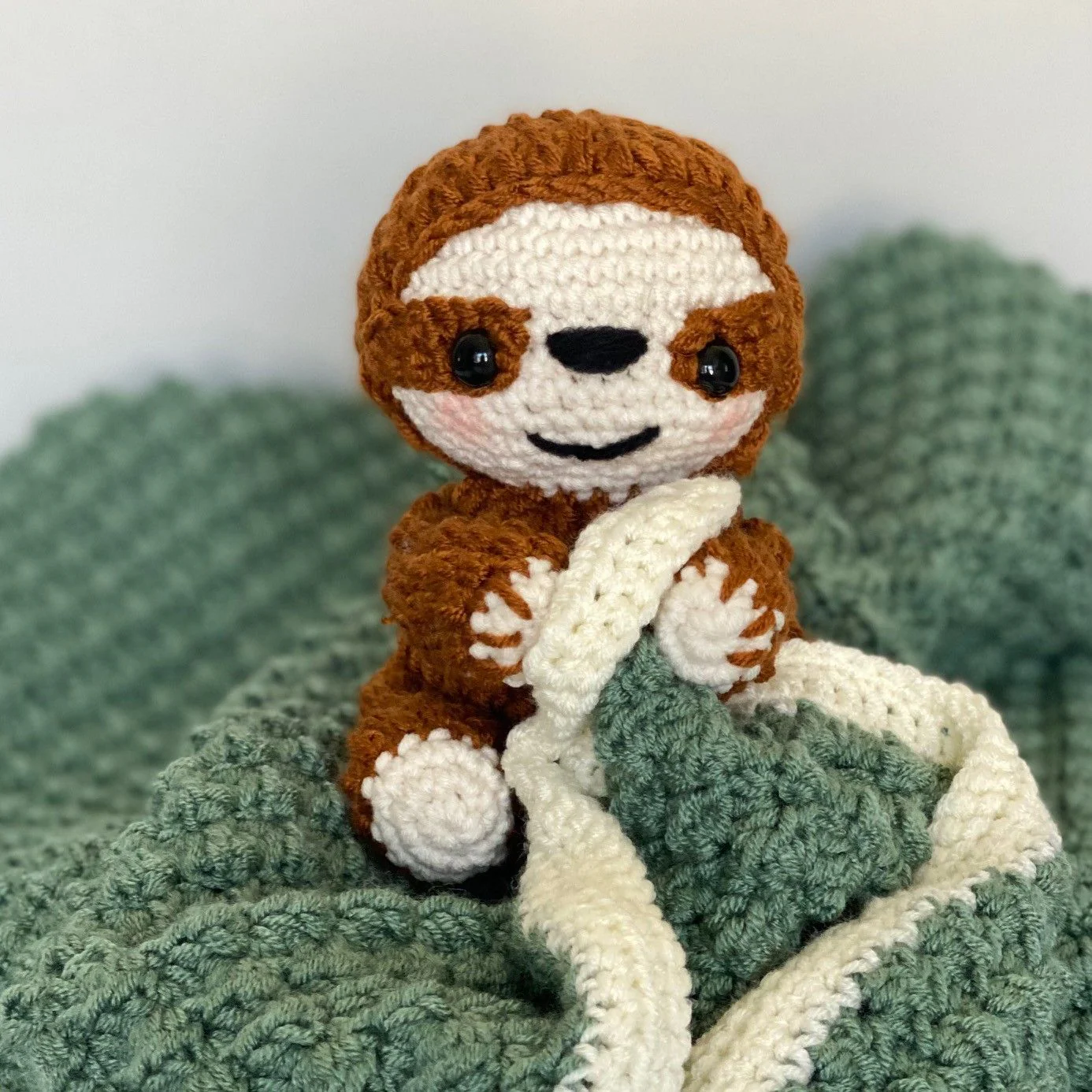 6429-sloth-lovey-1.webp