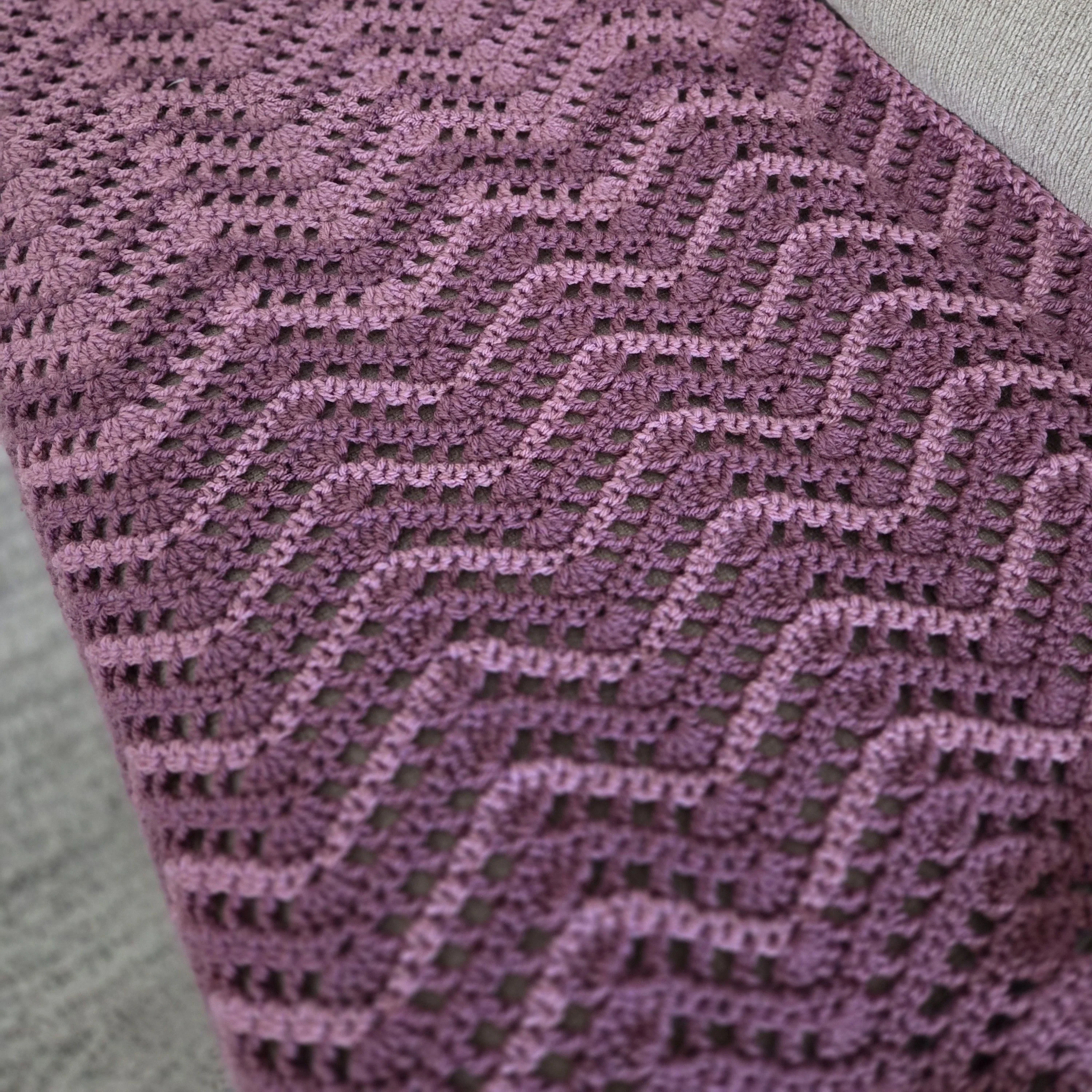 Eyelet Chevron - Blanket