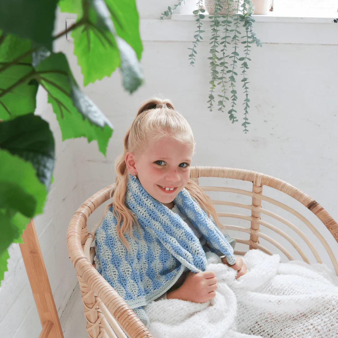 6467-little-waves-baby-blanket-1.webp
