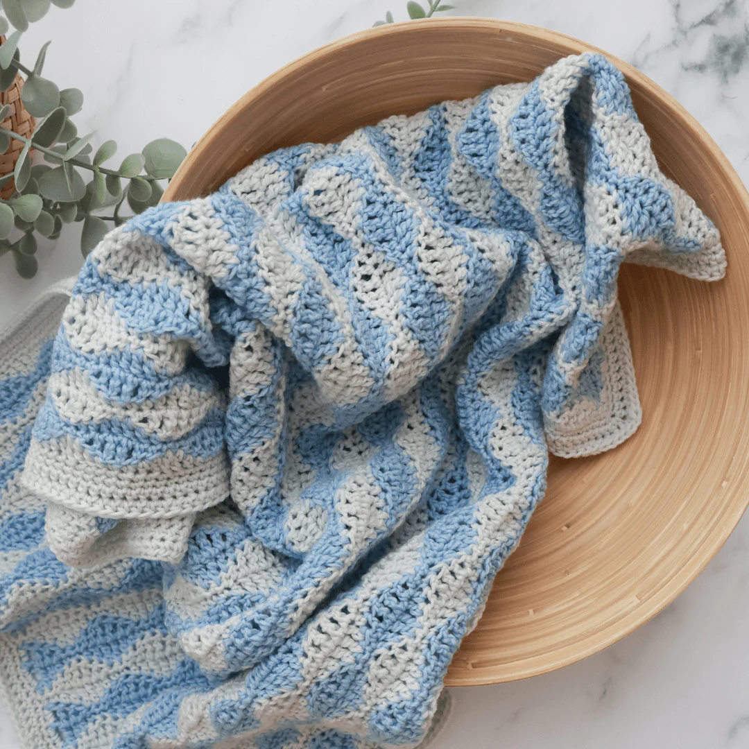 6467-little-waves-baby-blanket-1.webp