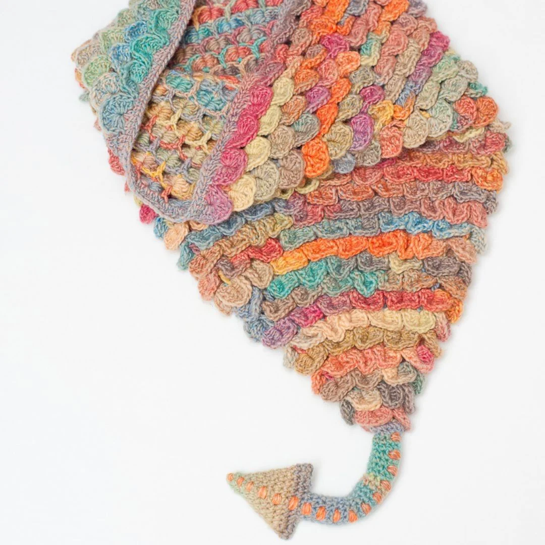 6472-8024-382-dragon-tail-baby-sack-1.webp