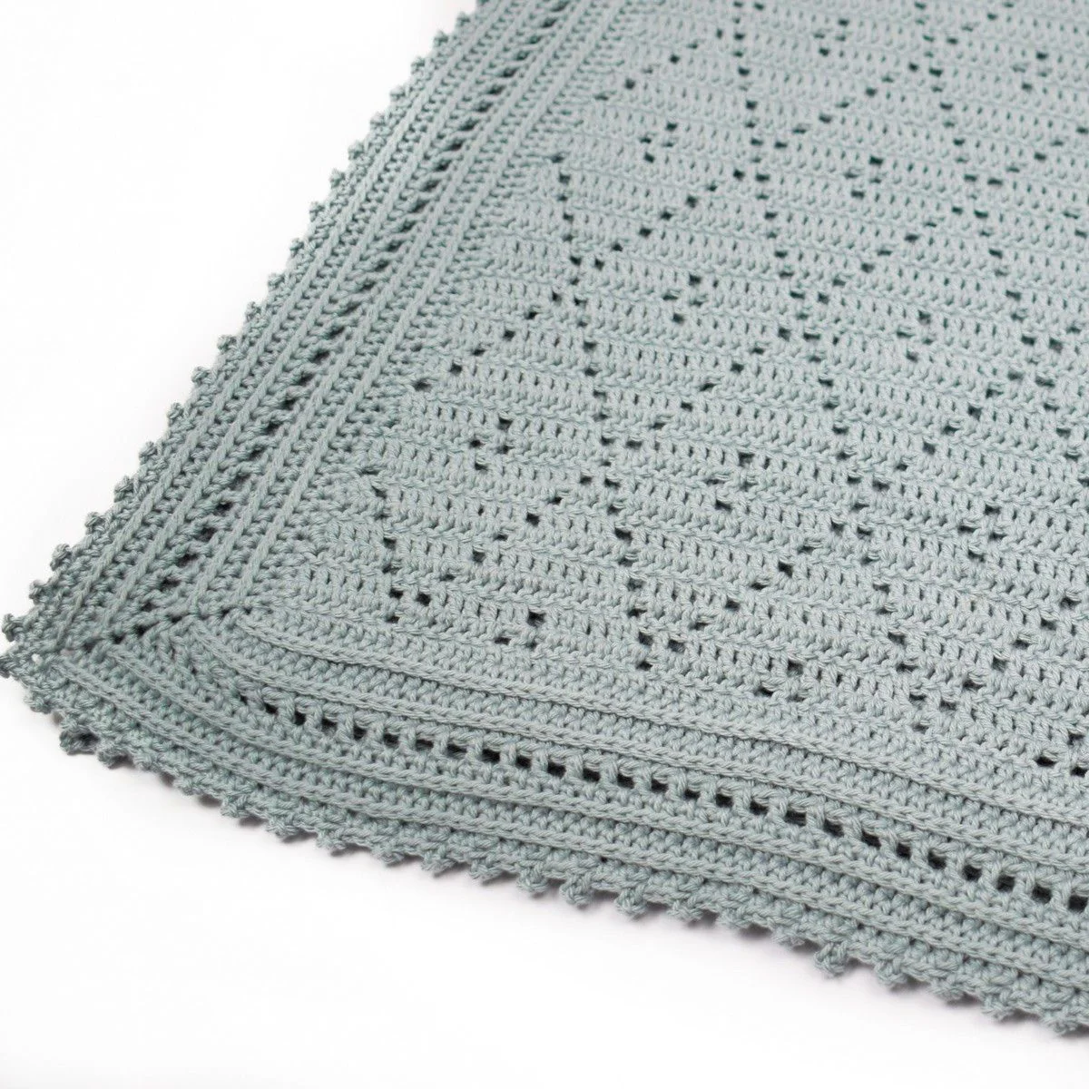 6503-lux-bamboo-baby-blanket-1.webp