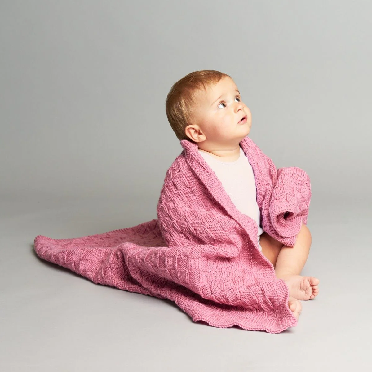 6508-colts-foot-baby-blanket-1.webp
