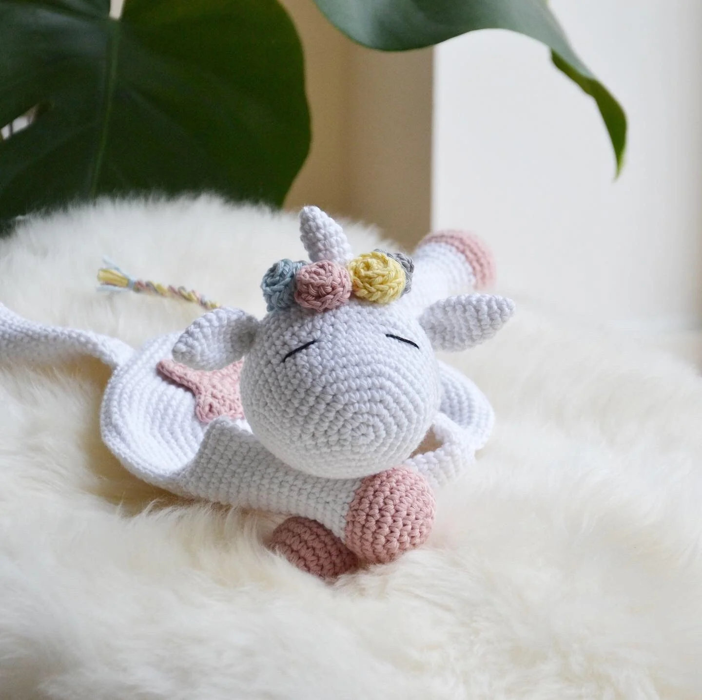 6510-unicorn-baby-comforter-1.webp