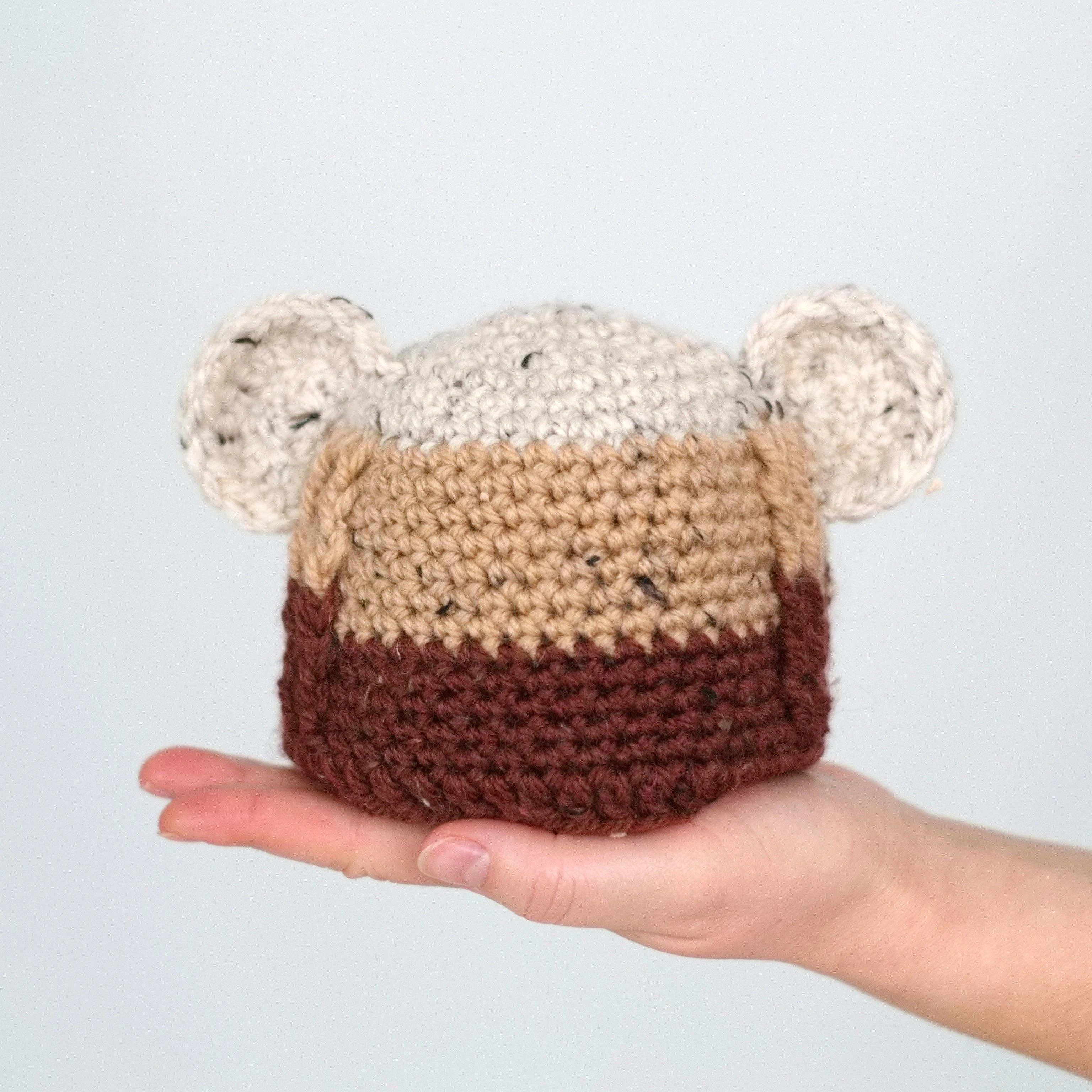 6517-happy-bear-baby-blanket-and-beanie-1.webp