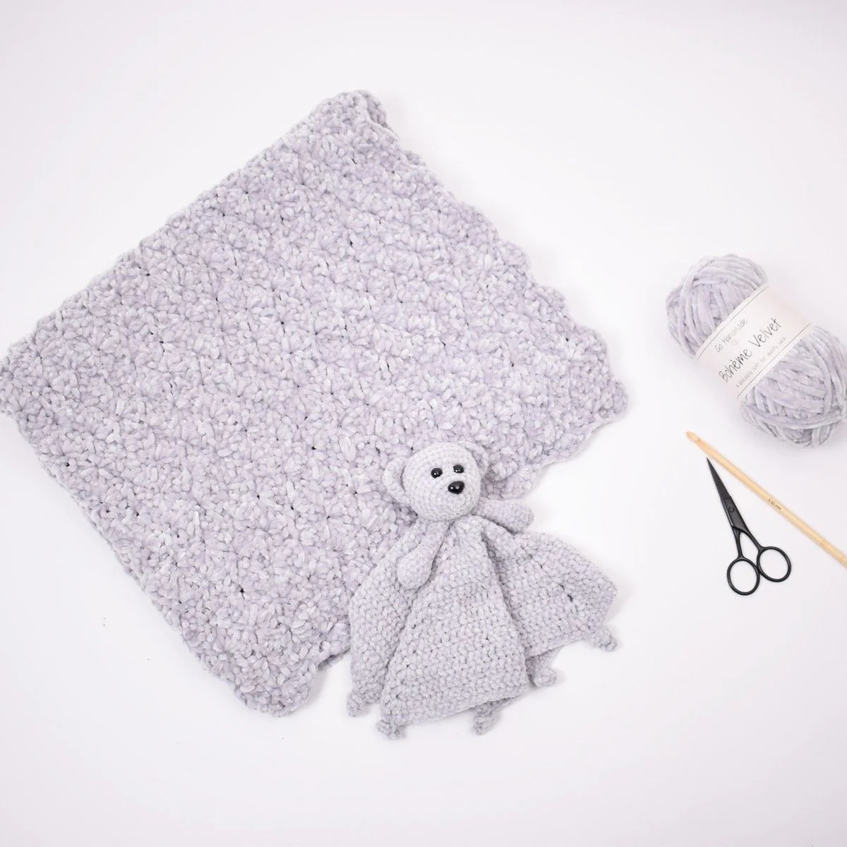 6532-cuddly-baby-blanket-1.webp