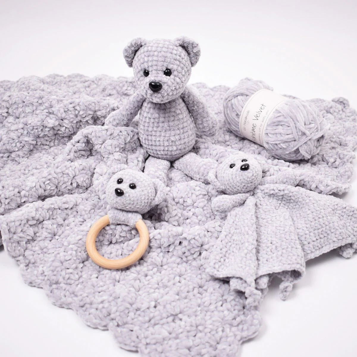 6532-cuddly-baby-blanket-1.webp