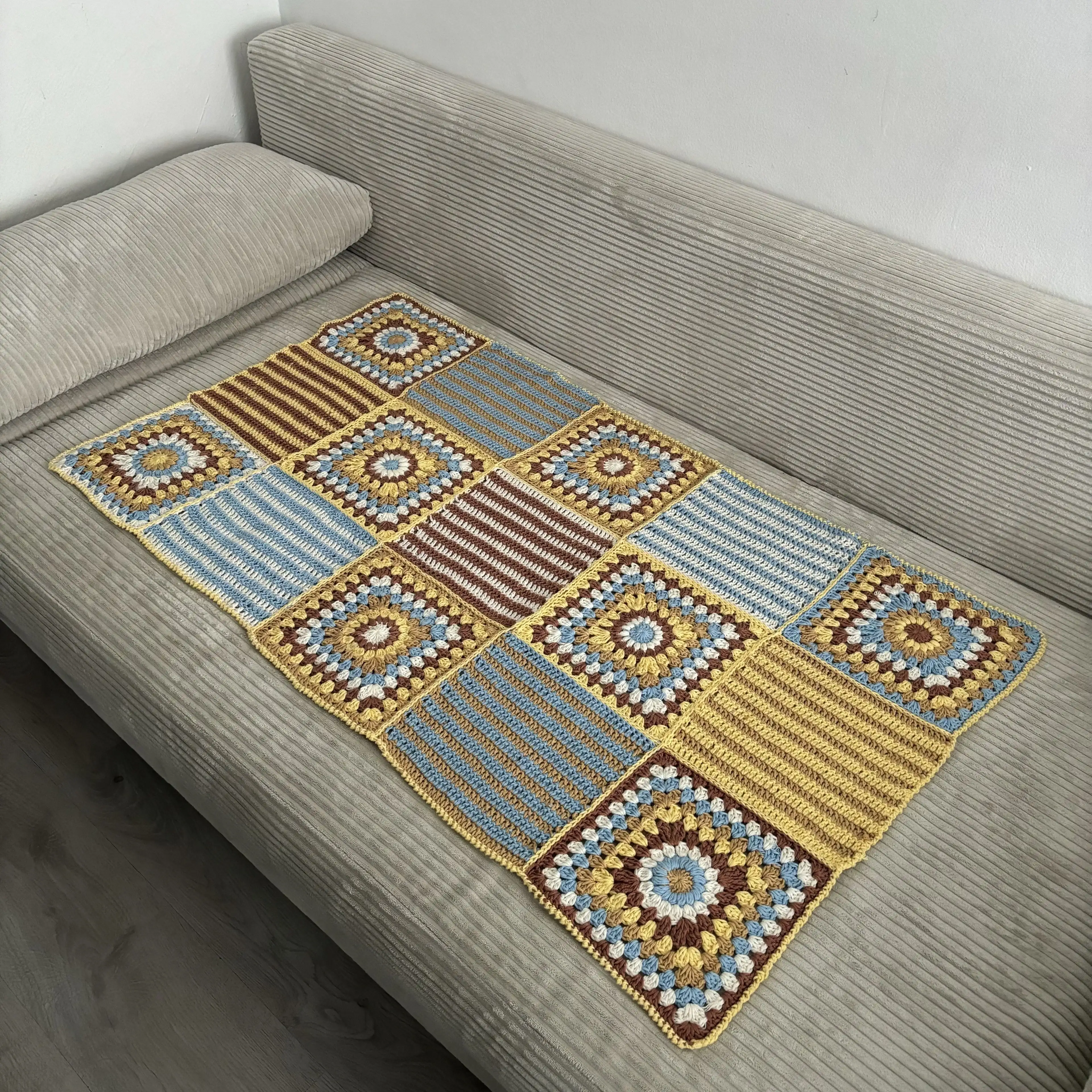 6542-sunshine-baby-blanket-1.webp