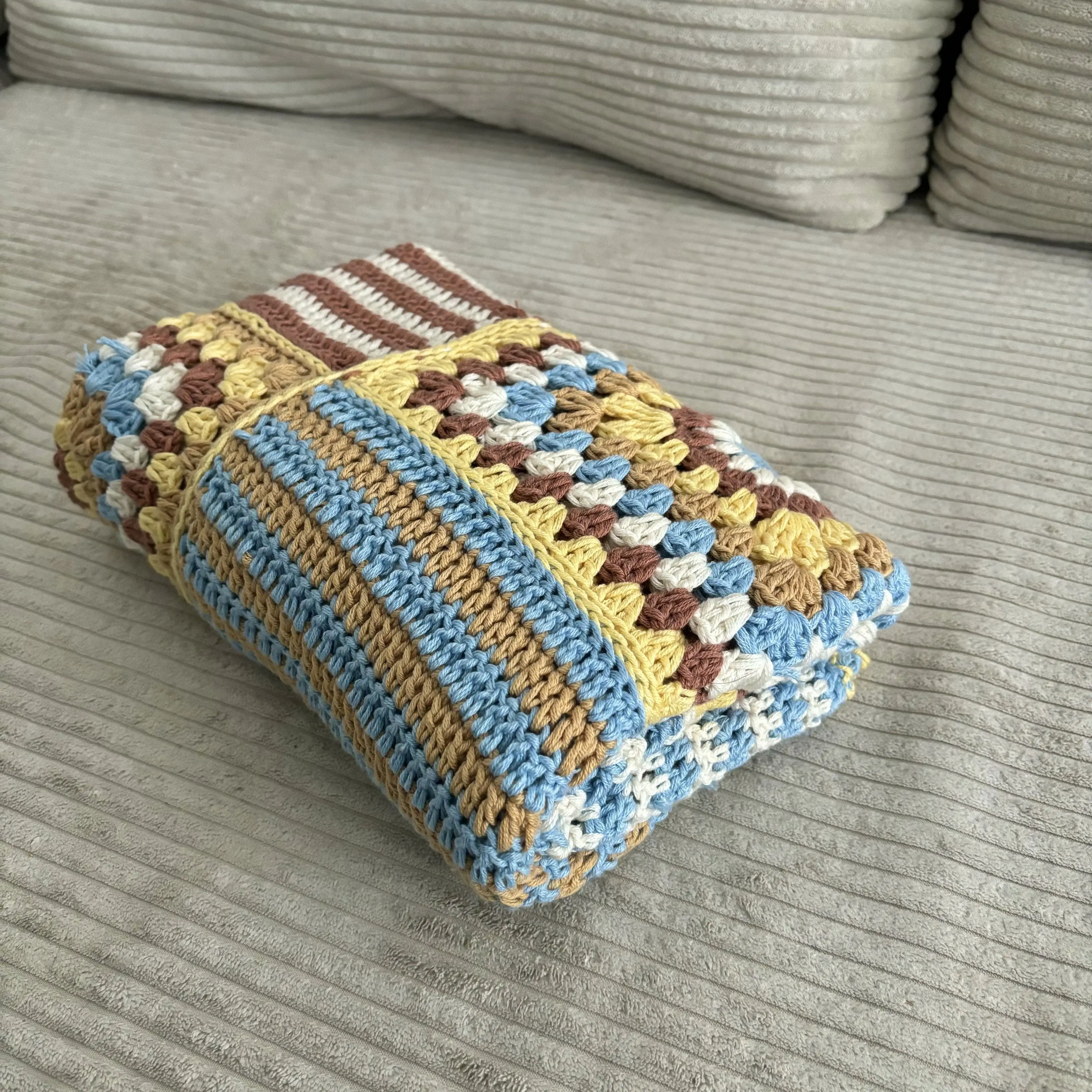 6542-sunshine-baby-blanket-1.webp