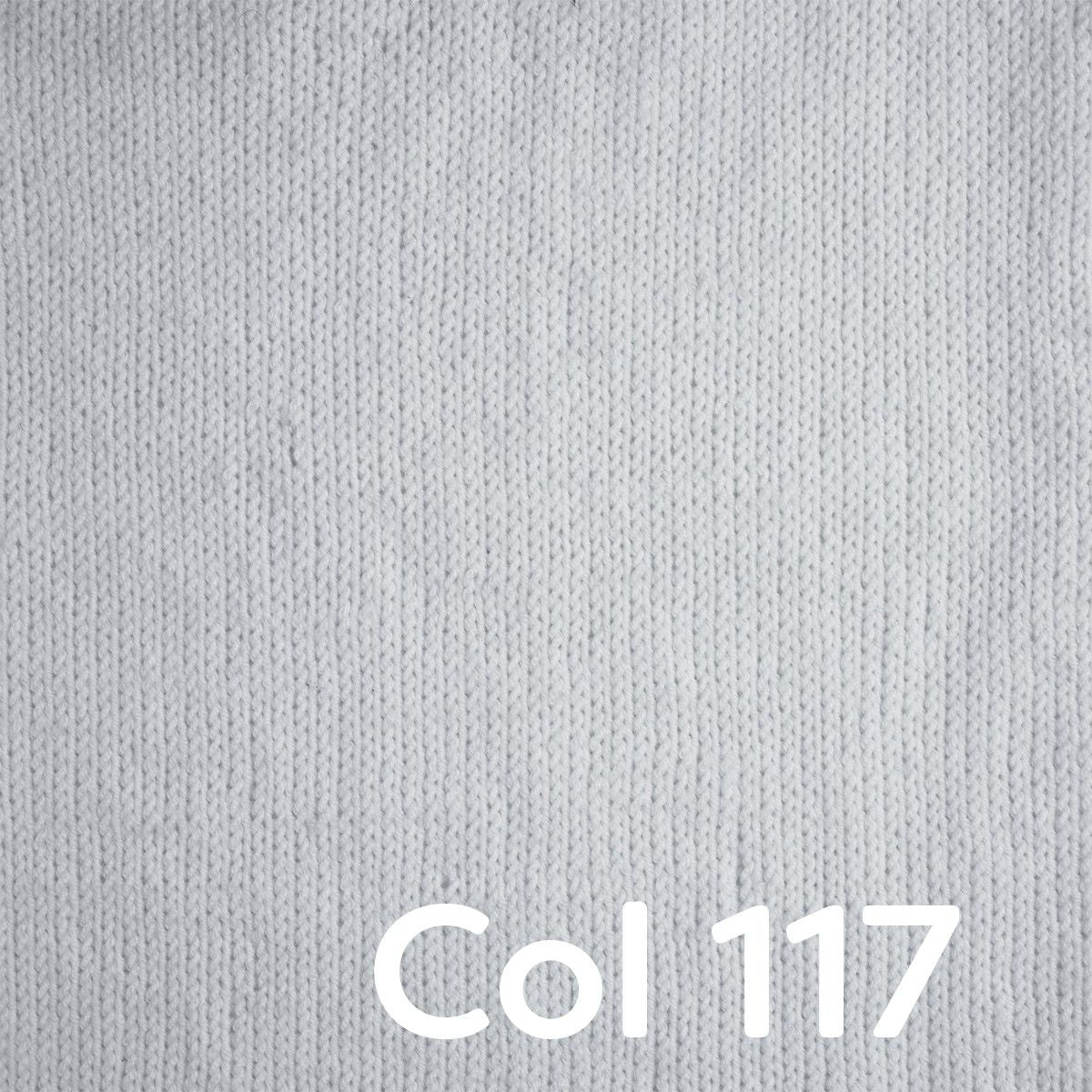 7155-friends-extra-fine-merino-1.webp
