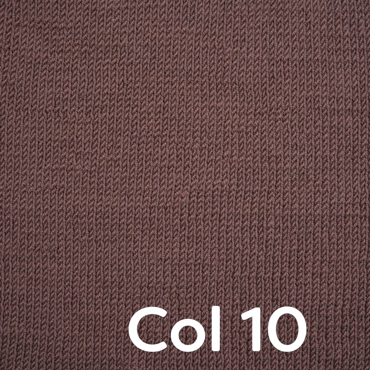 7155-friends-extra-fine-merino-1.webp