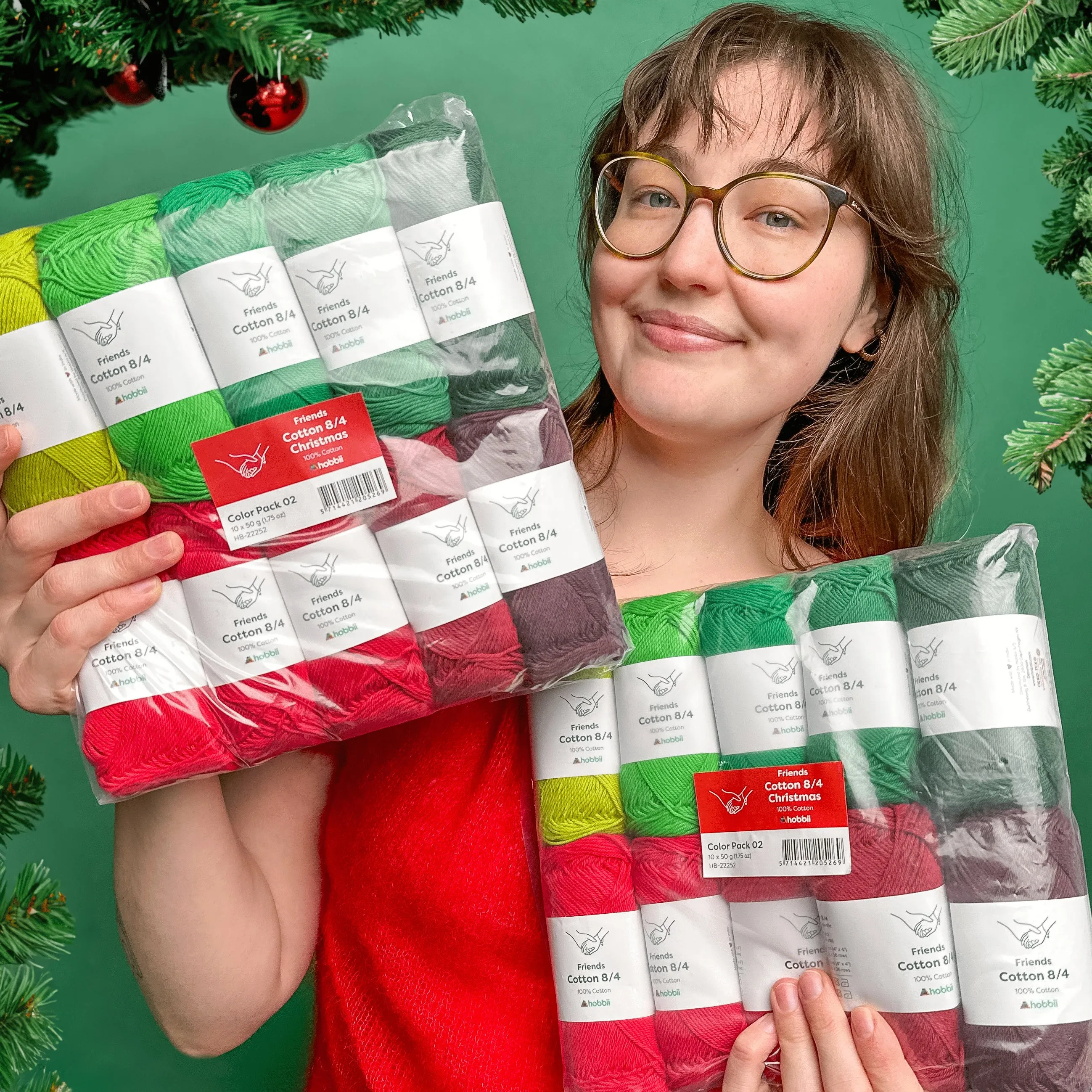 7543-friends-cotton-8-4-christmas-color-pack-limited-edition–1.webp