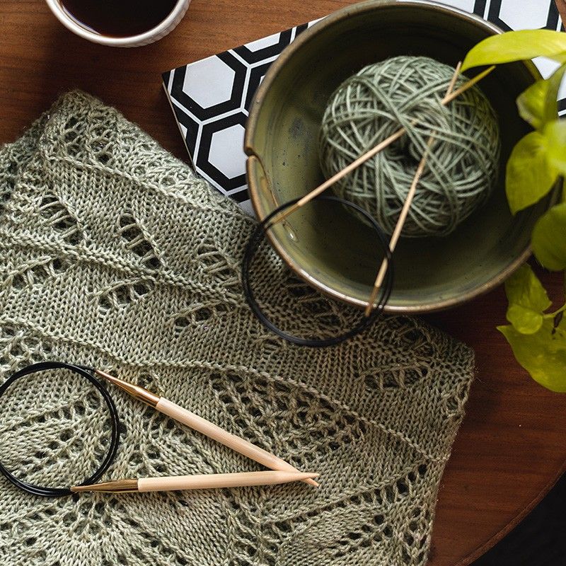 7612-bamboo-circular-needles-1.webp