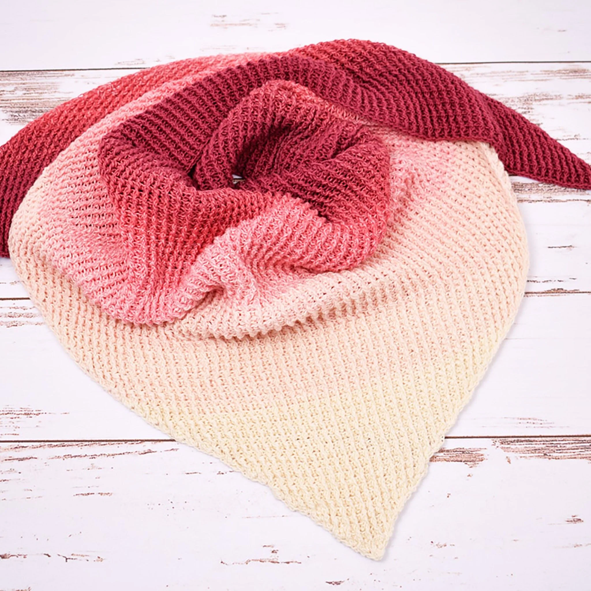 788-in-lines-shawl-1.webp