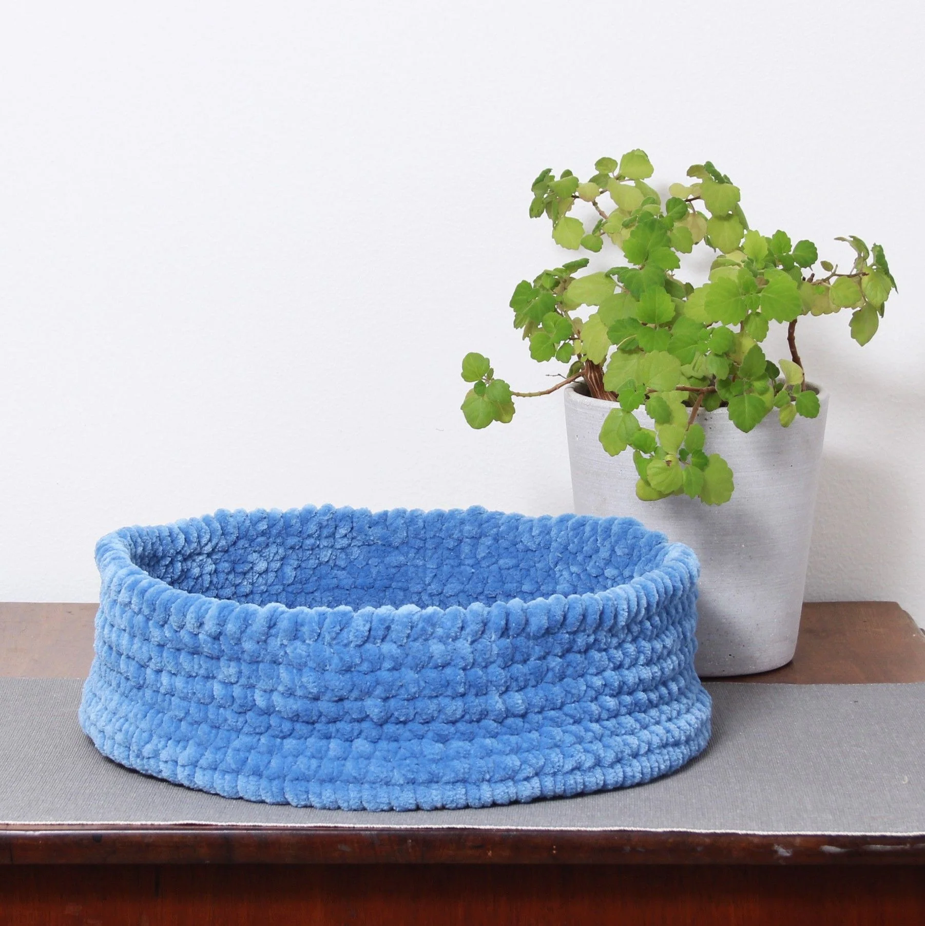 7914-softside-baskets-with-felt-base-1.webp