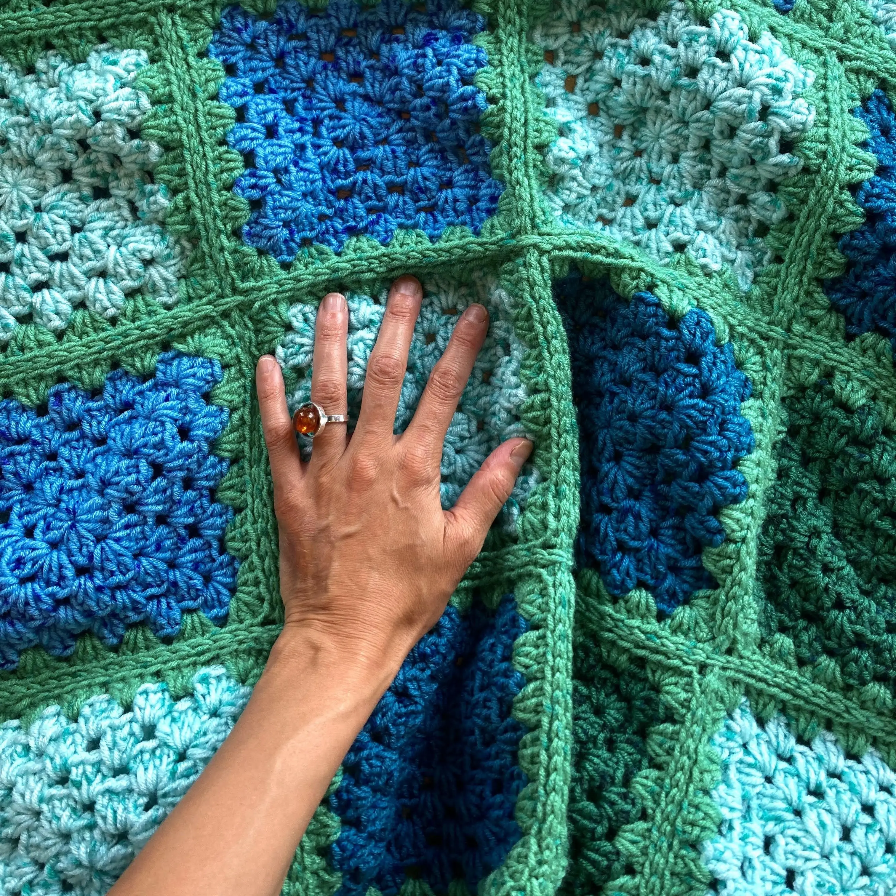 8120-very-granny-cardigan-1.webp