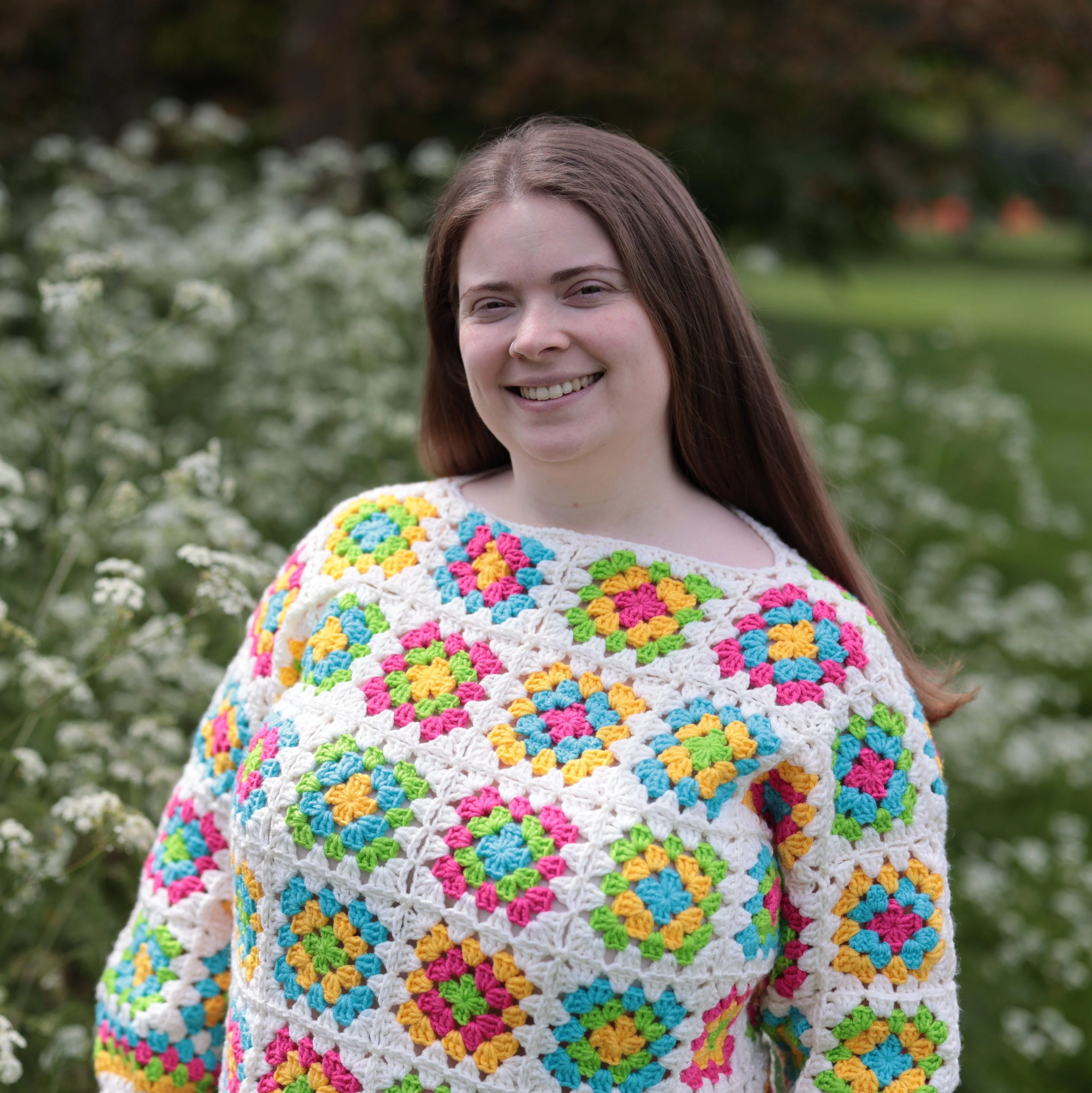 8125-flower-garden-sweater-1.webp