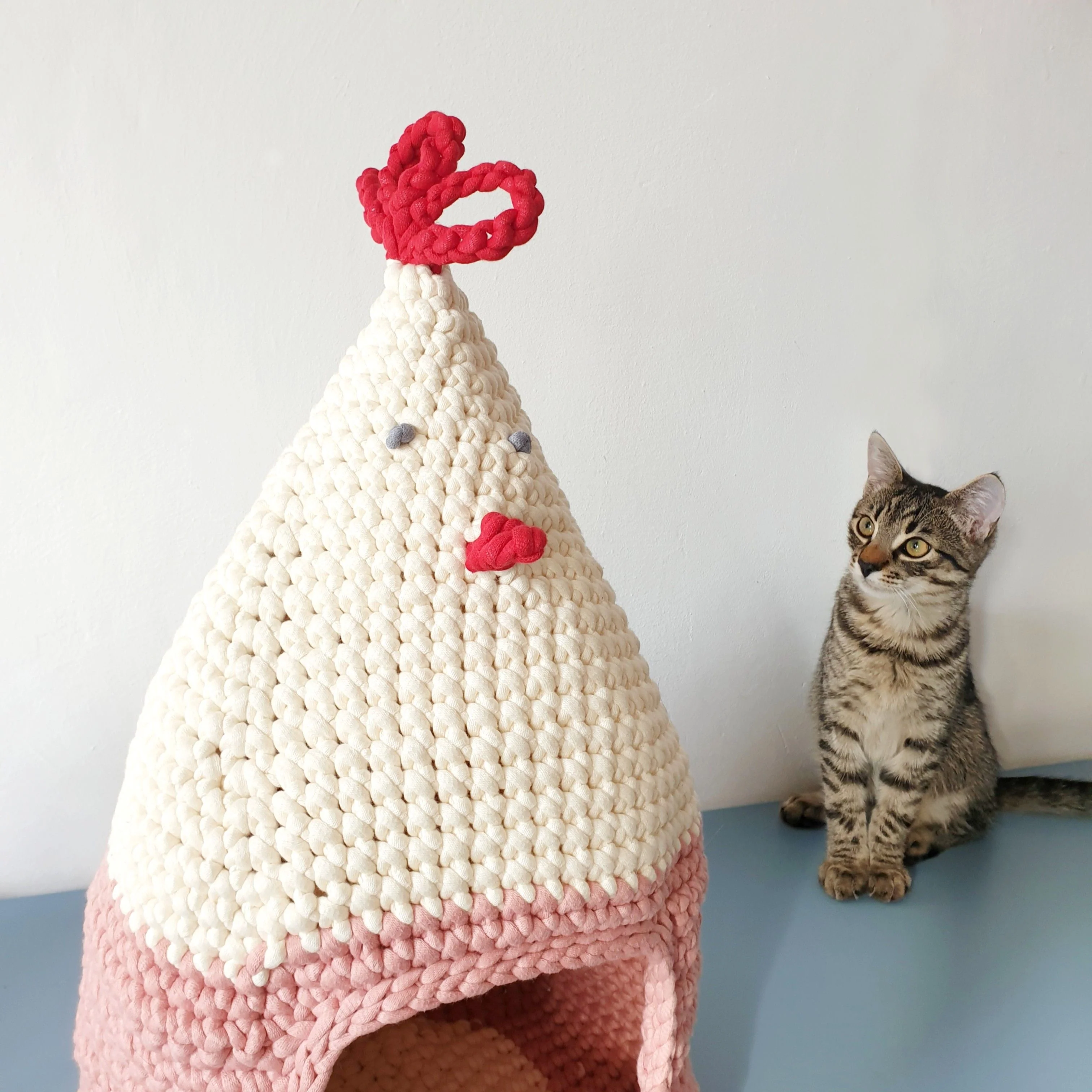 Chicky Kitty - Cat house