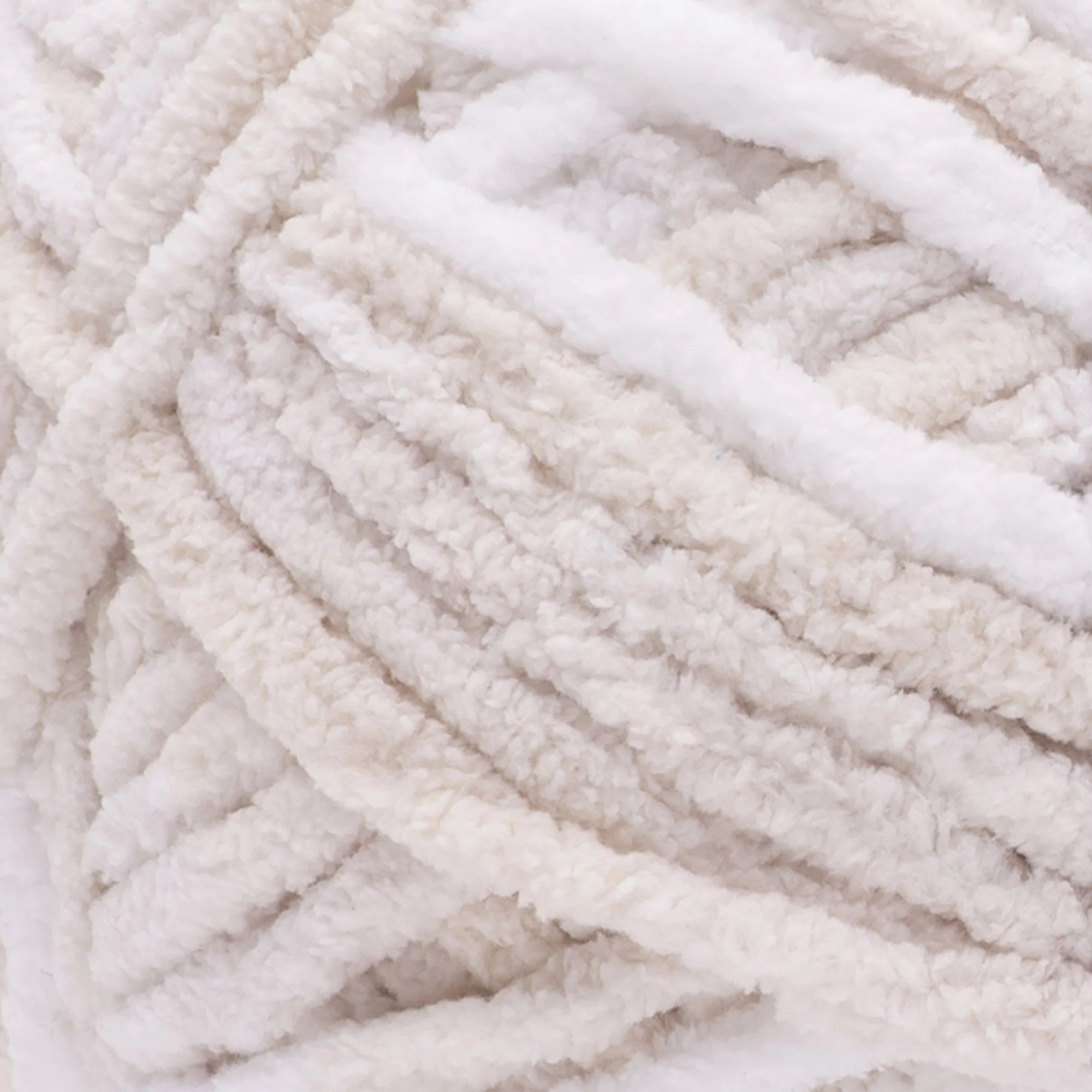 8232-bernat-blanket-yarn-1.webp