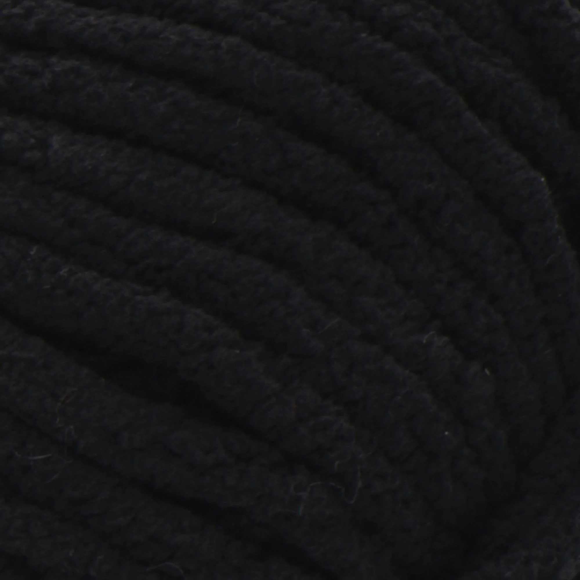 8232-bernat-blanket-yarn-1.webp