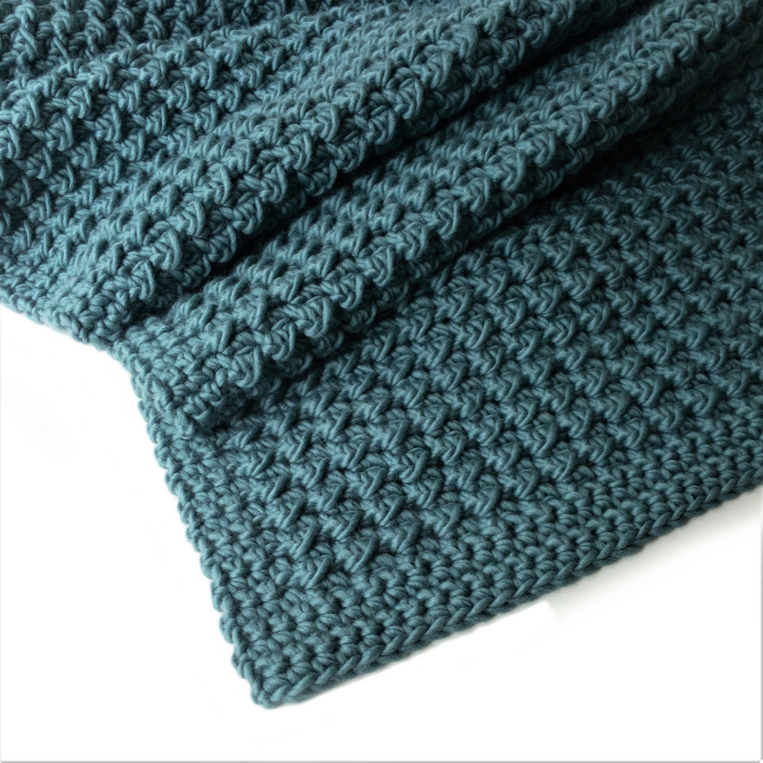 8239-loopy-blanket-1.webp