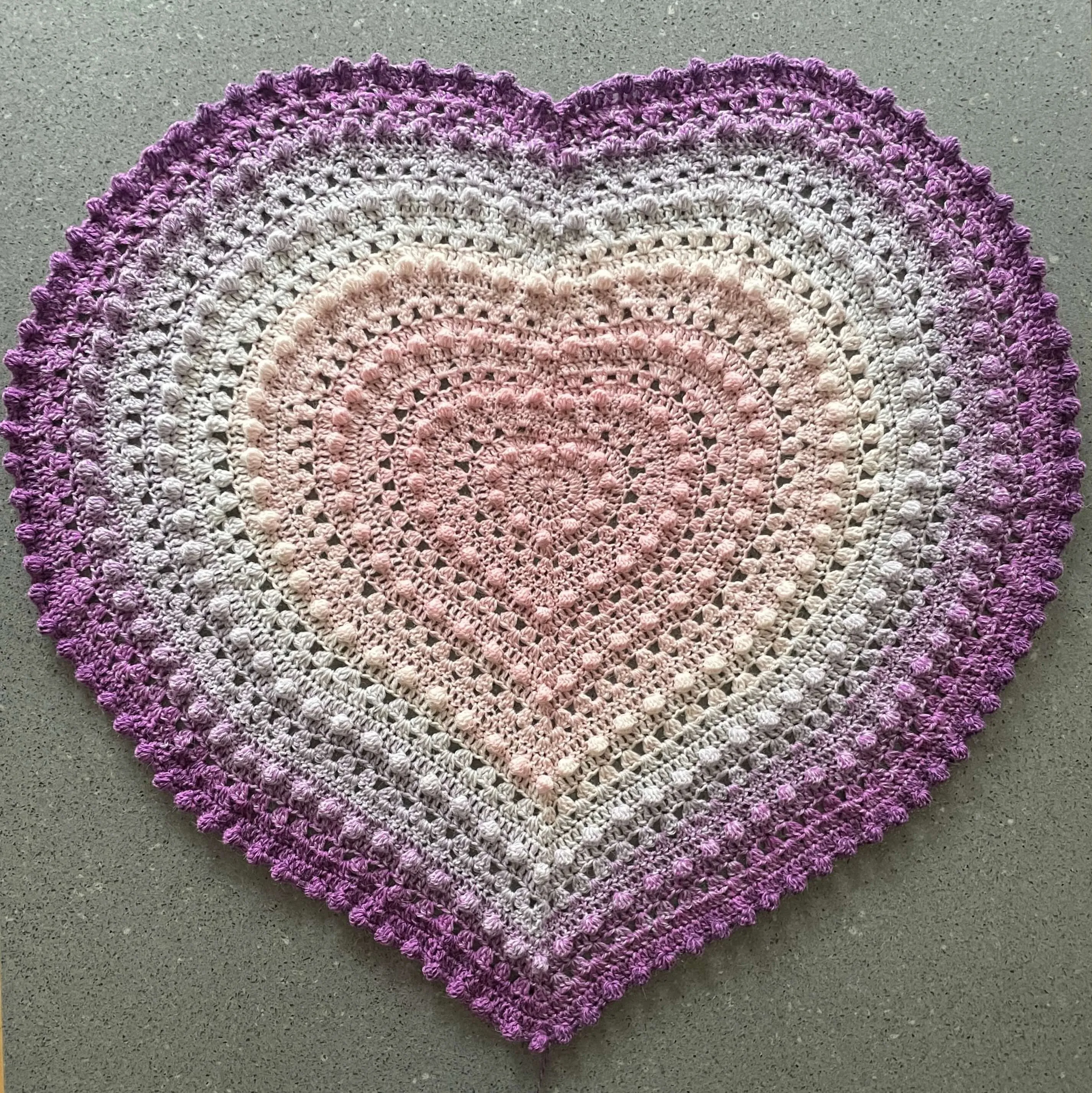 8242-heart-full-of-love-blanket-1.webp