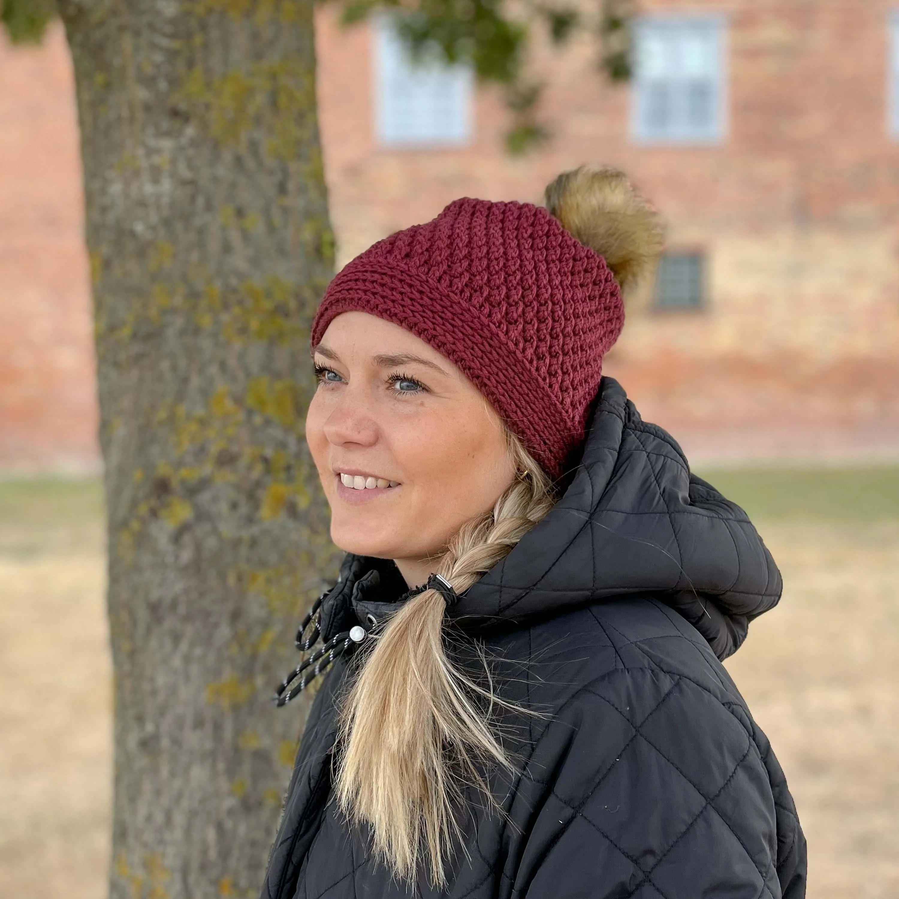 831-winter-joy-hat-1.webp