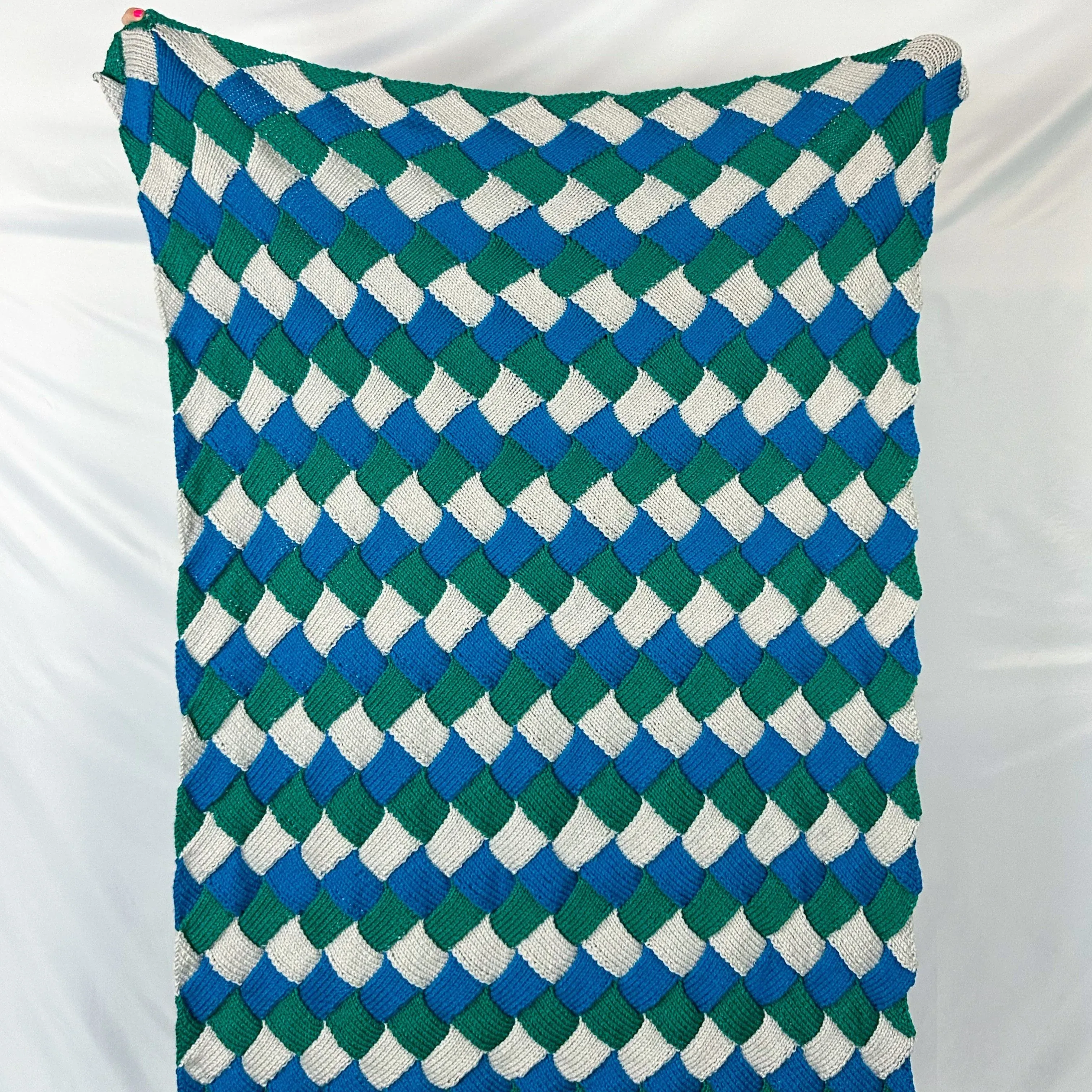 Woven Blanket - Entrelac blanket