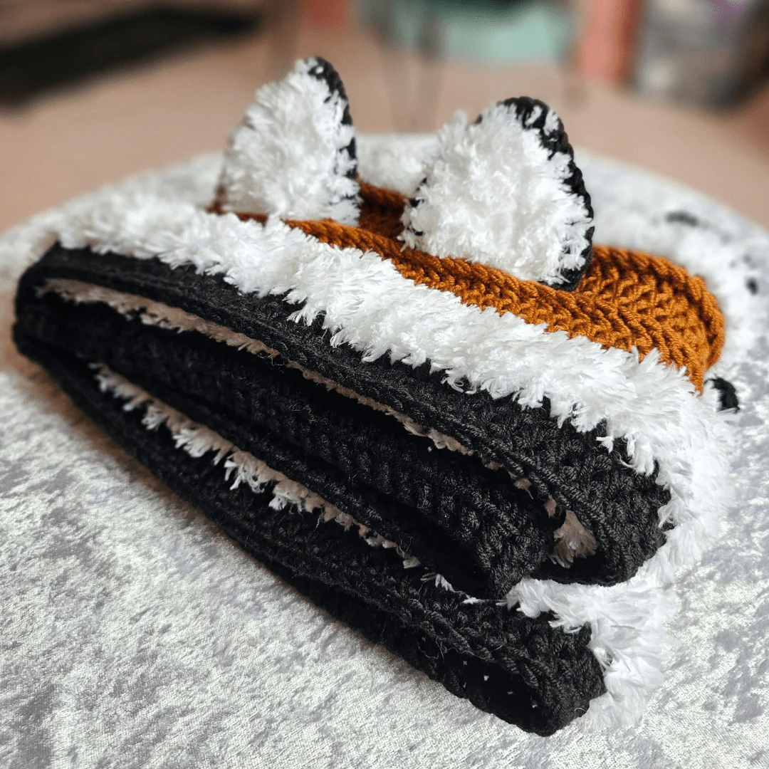WereFox - Scarf and Hand Warmers