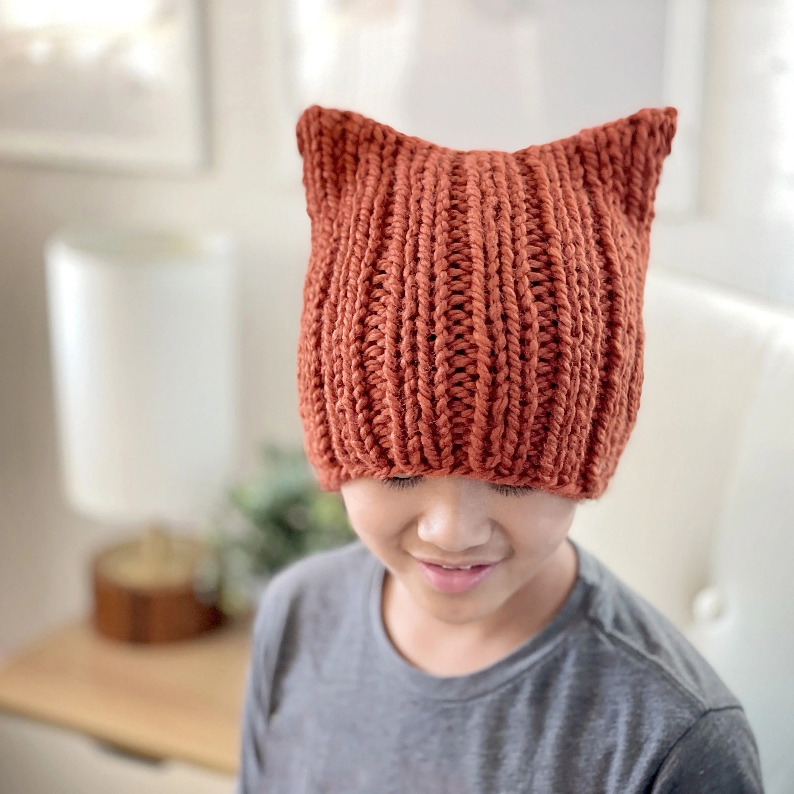 903-chunky-cat-hat-knit-1.webp